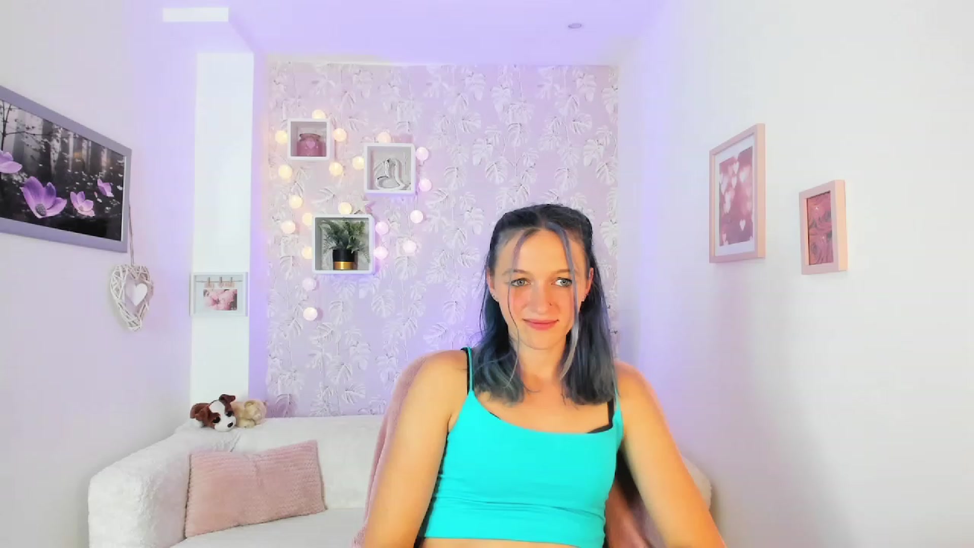 Gallery image thumbnail from Molly_Grey18's myfreecams stream on, 10/02/2023, 16:29 image 4 of 20
