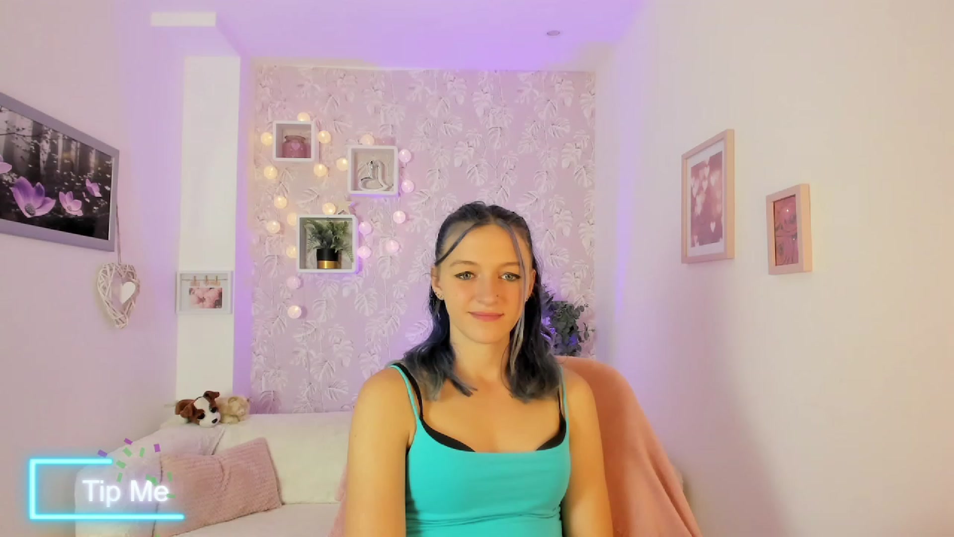 Gallery image thumbnail from Molly_Grey18's myfreecams stream on, 10/06/2023, 14:19 image 10 of 20