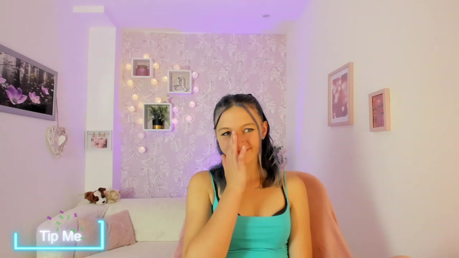 Gallery image thumbnail from Molly_Grey18's myfreecams stream on, 10/06/2023, 14:19 image 18 of 20