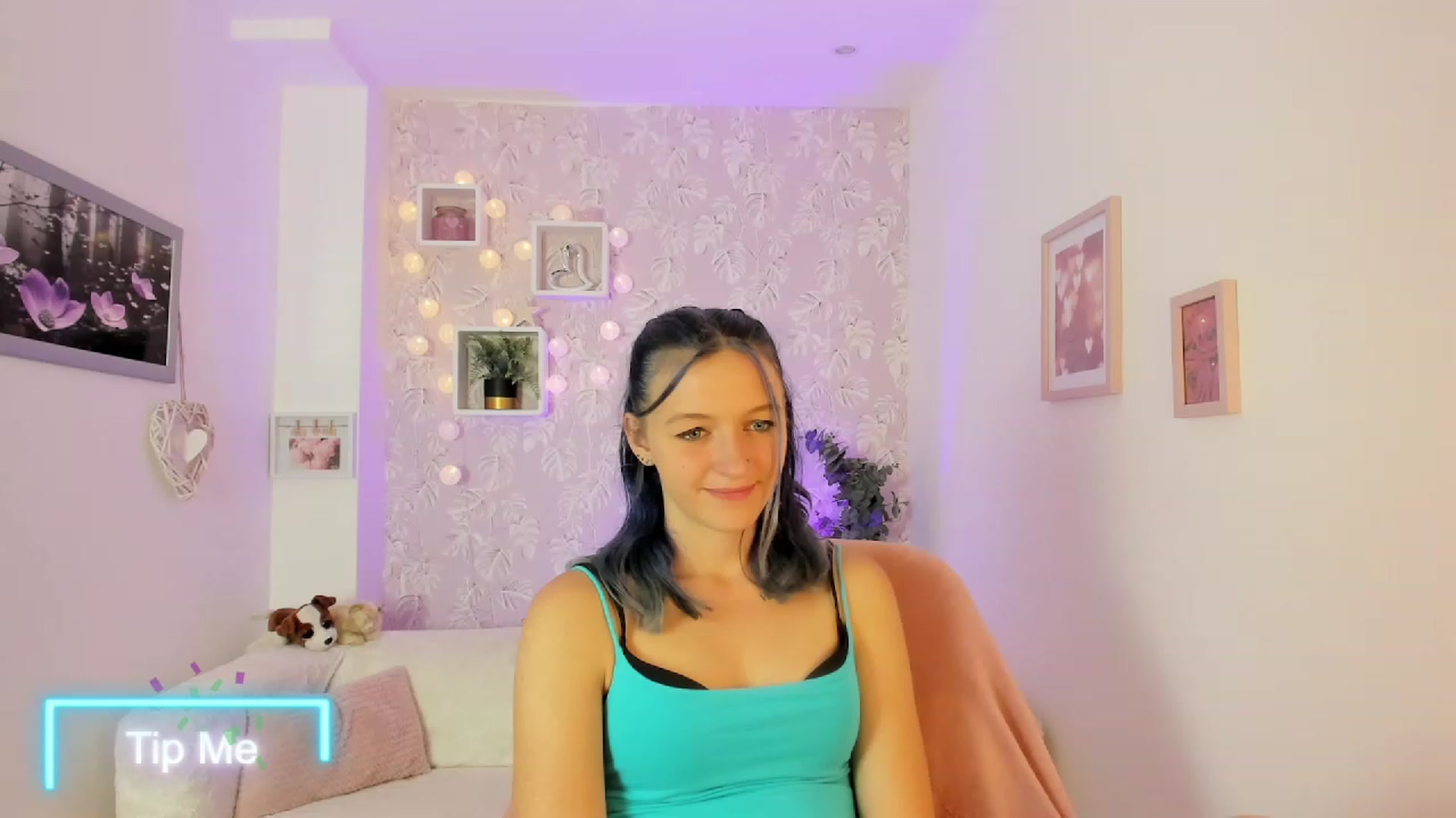 Gallery image thumbnail from Molly_Grey18's myfreecams stream on, 10/06/2023, 14:19 image 9 of 20