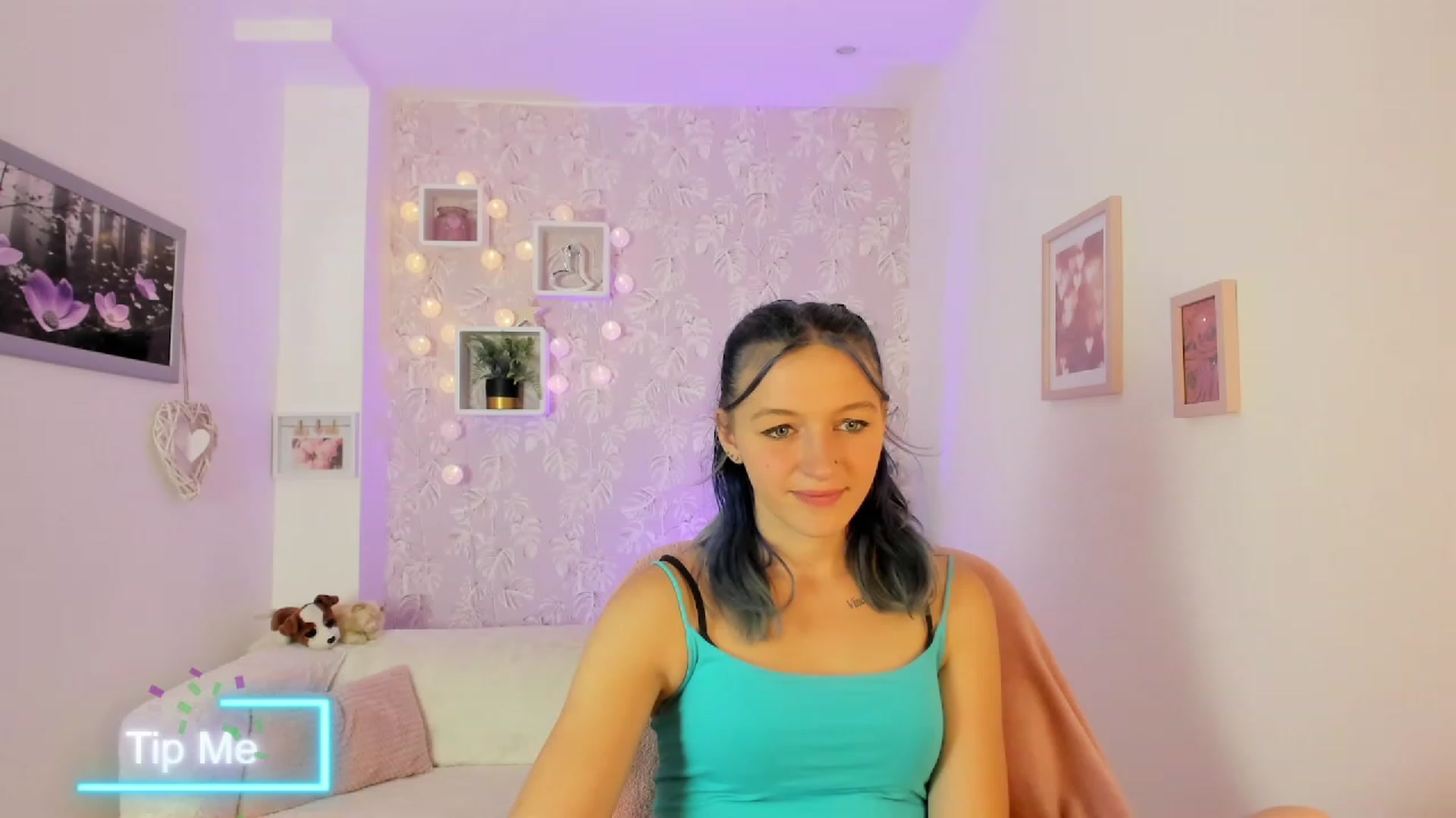 Gallery image thumbnail from Molly_Grey18's myfreecams stream on, 10/06/2023, 14:19 image 4 of 20
