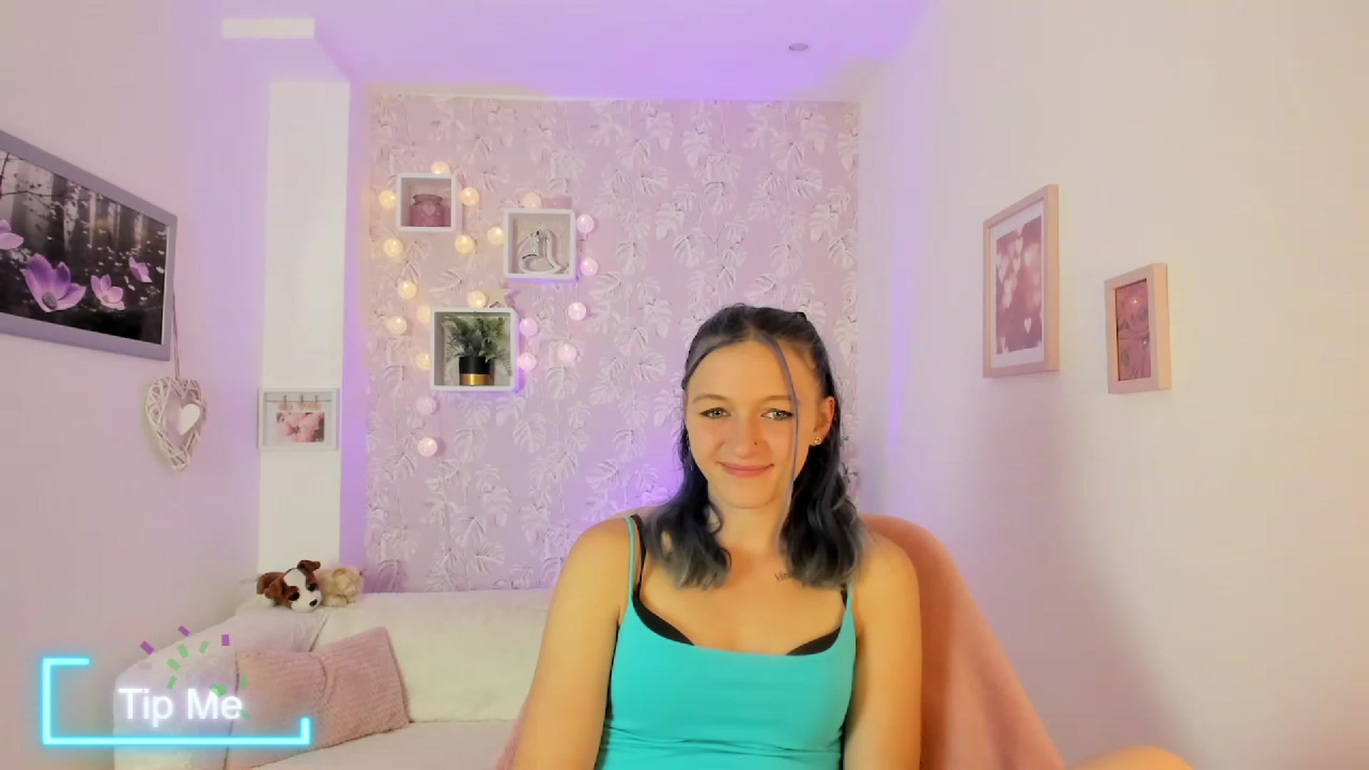 Gallery image thumbnail from Molly_Grey18's myfreecams stream on, 10/06/2023, 14:19 image 14 of 20
