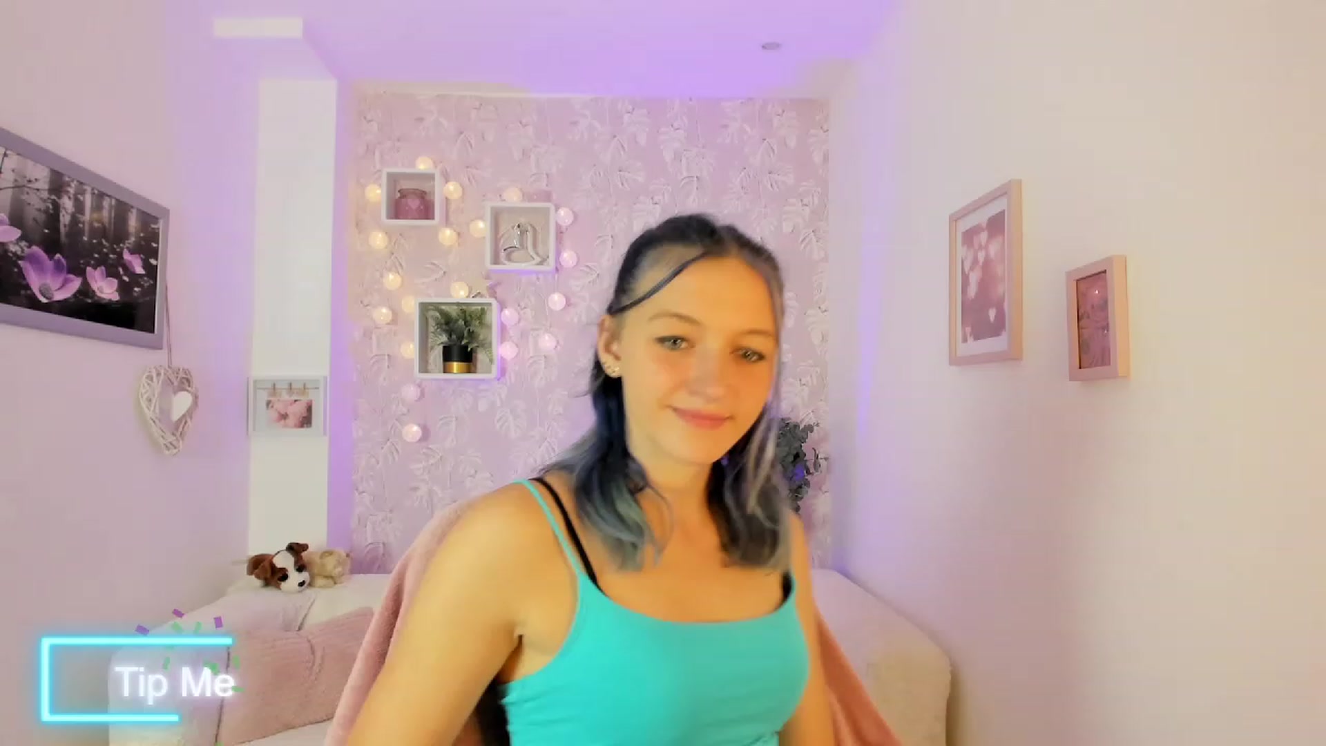 Gallery image thumbnail from Molly_Grey18's myfreecams stream on, 10/06/2023, 14:19 image 6 of 20