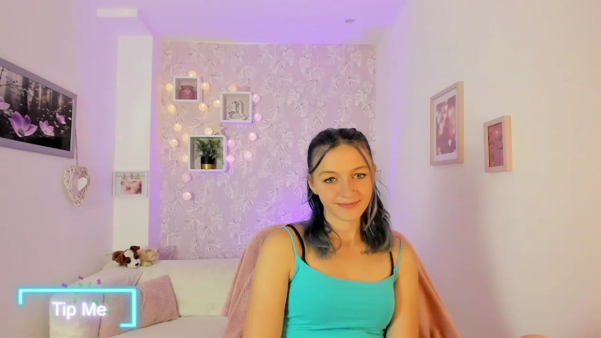 Gallery image thumbnail from Molly_Grey18's myfreecams stream on, 10/06/2023, 14:19 image 5 of 20