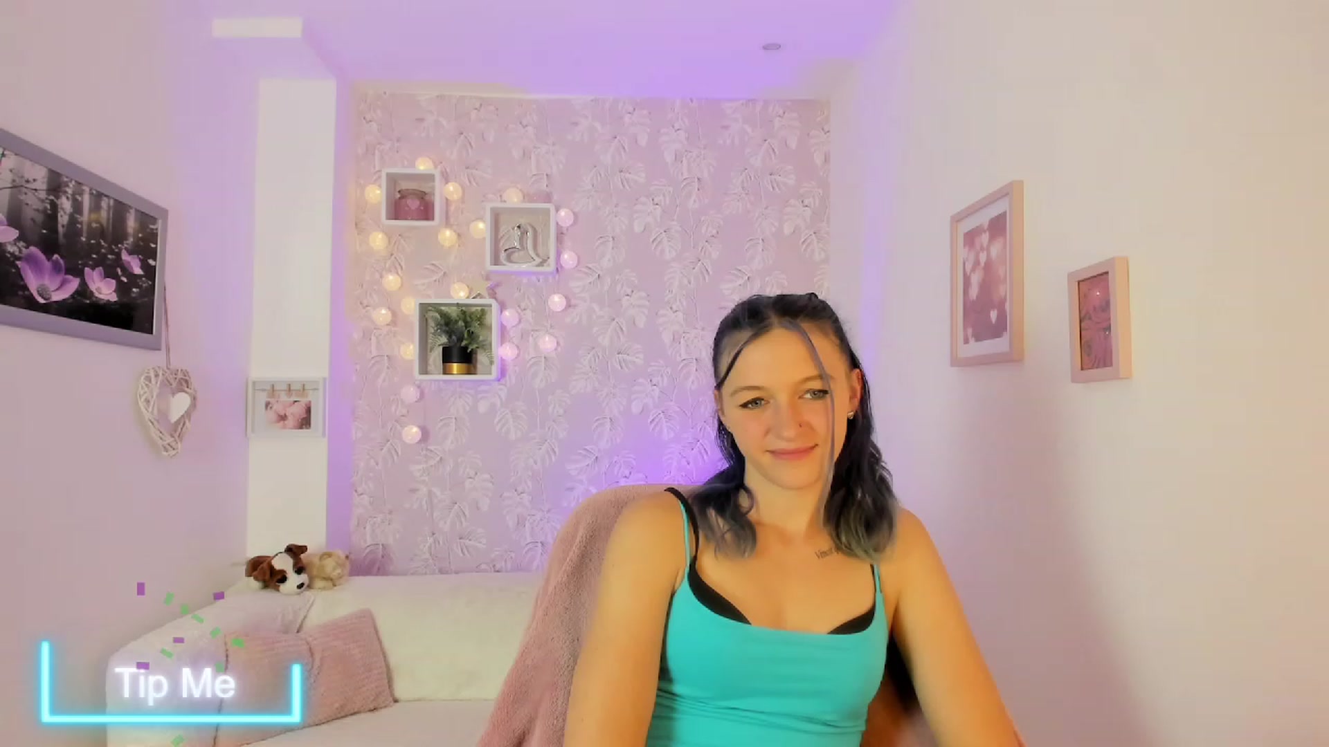 Gallery image thumbnail from Molly_Grey18's myfreecams stream on, 10/06/2023, 14:37 image 1 of 20