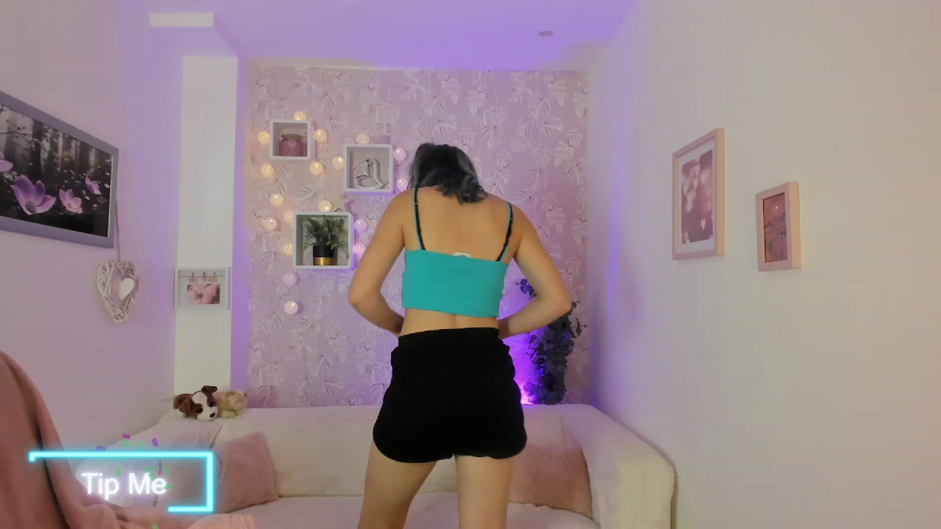 Gallery image thumbnail from Molly_Grey18's myfreecams stream on, 10/06/2023, 14:37 image 14 of 20