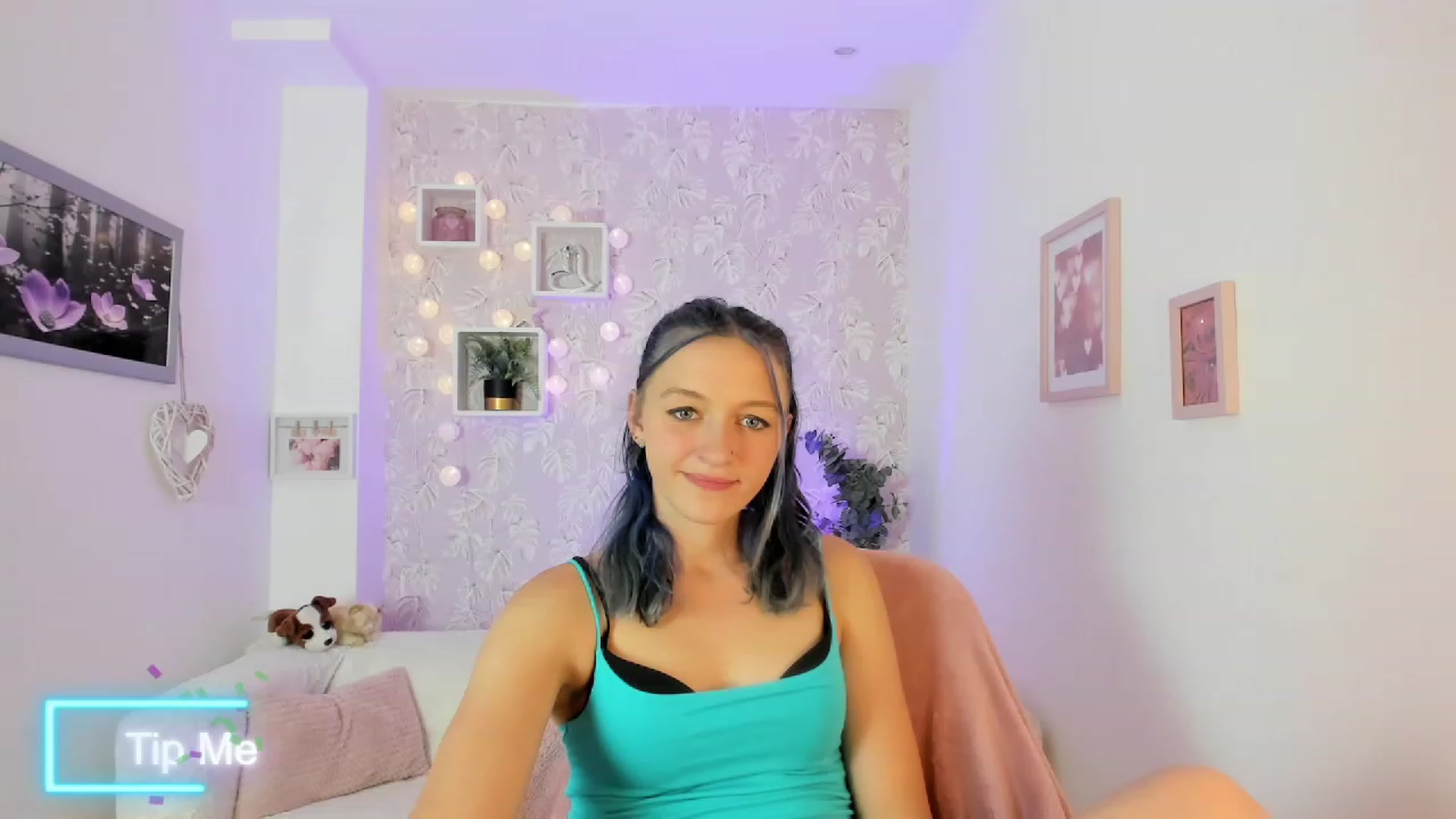 Gallery image thumbnail from Molly_Grey18's myfreecams stream on, 10/06/2023, 15:02 image 6 of 20