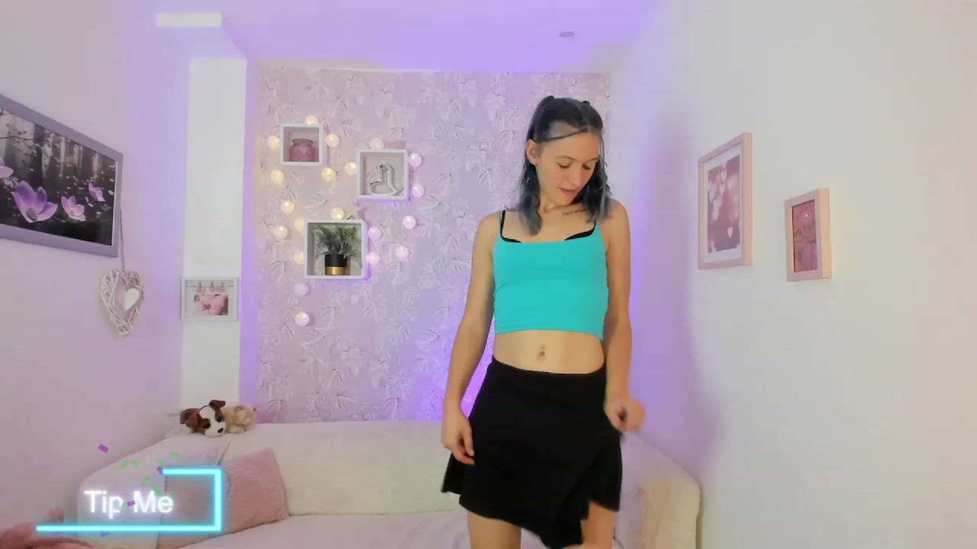 Gallery image thumbnail from Molly_Grey18's myfreecams stream on, 10/06/2023, 15:02 image 1 of 20