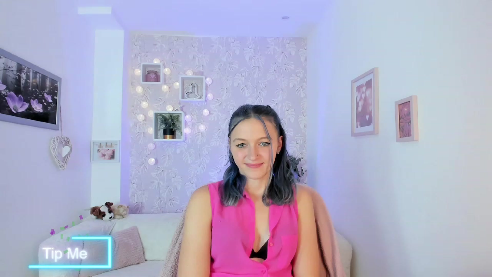 Gallery image thumbnail from Molly_Grey18's myfreecams stream on, 10/06/2023, 16:47 image 12 of 20