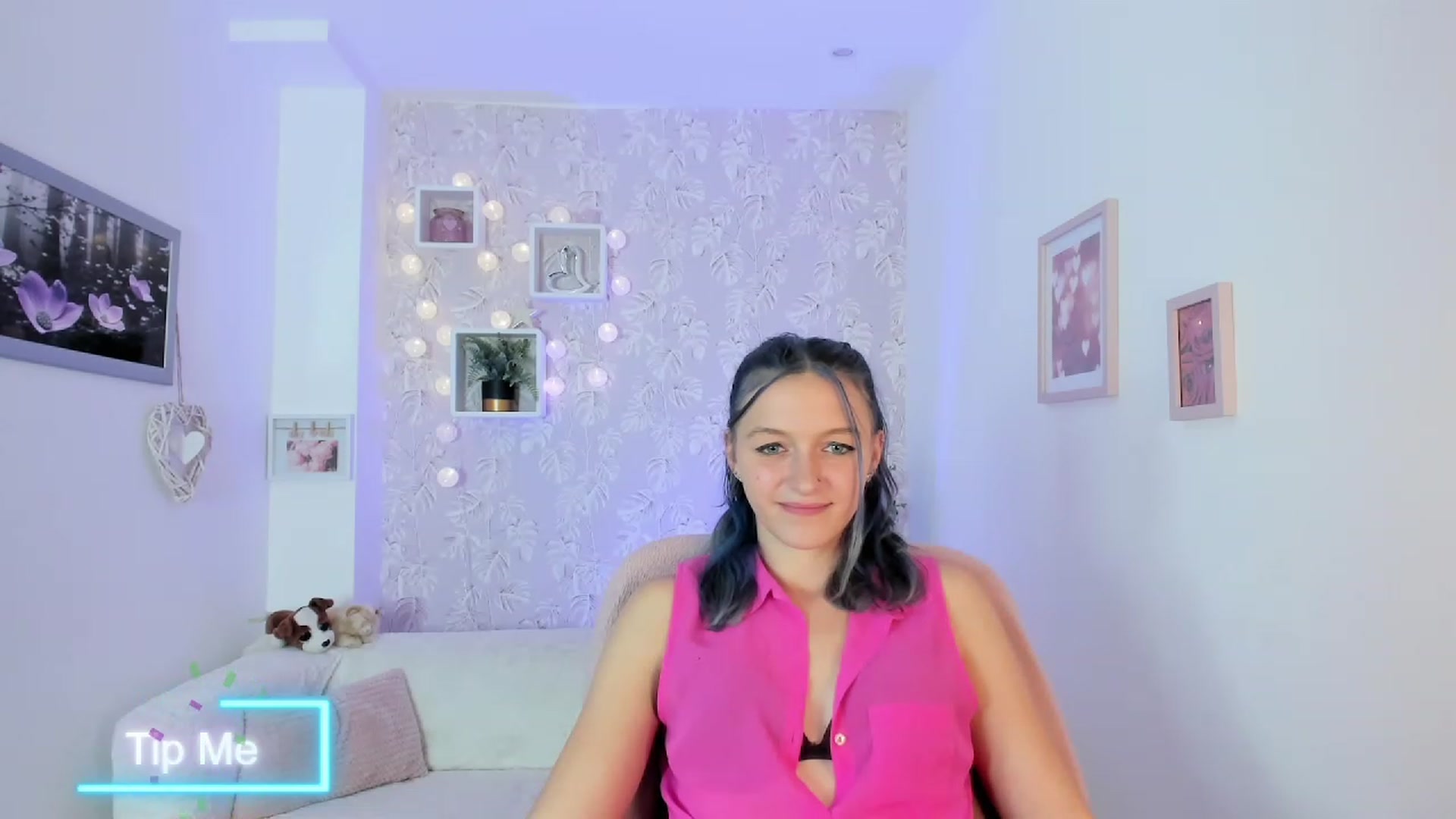 Gallery image thumbnail from Molly_Grey18's myfreecams stream on, 10/06/2023, 17:39 image 15 of 20