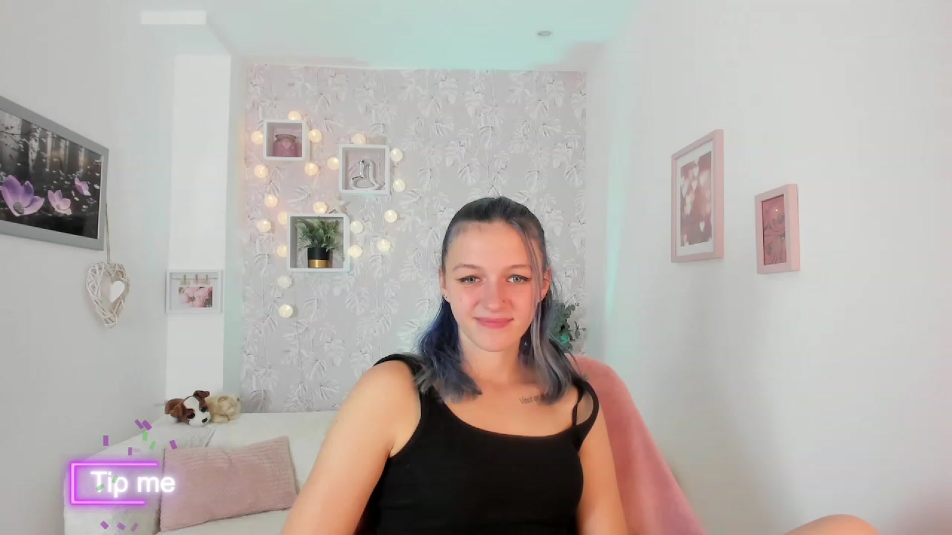 Gallery image thumbnail from Molly_Grey18's myfreecams stream on, 10/10/2023, 13:54 image 11 of 20