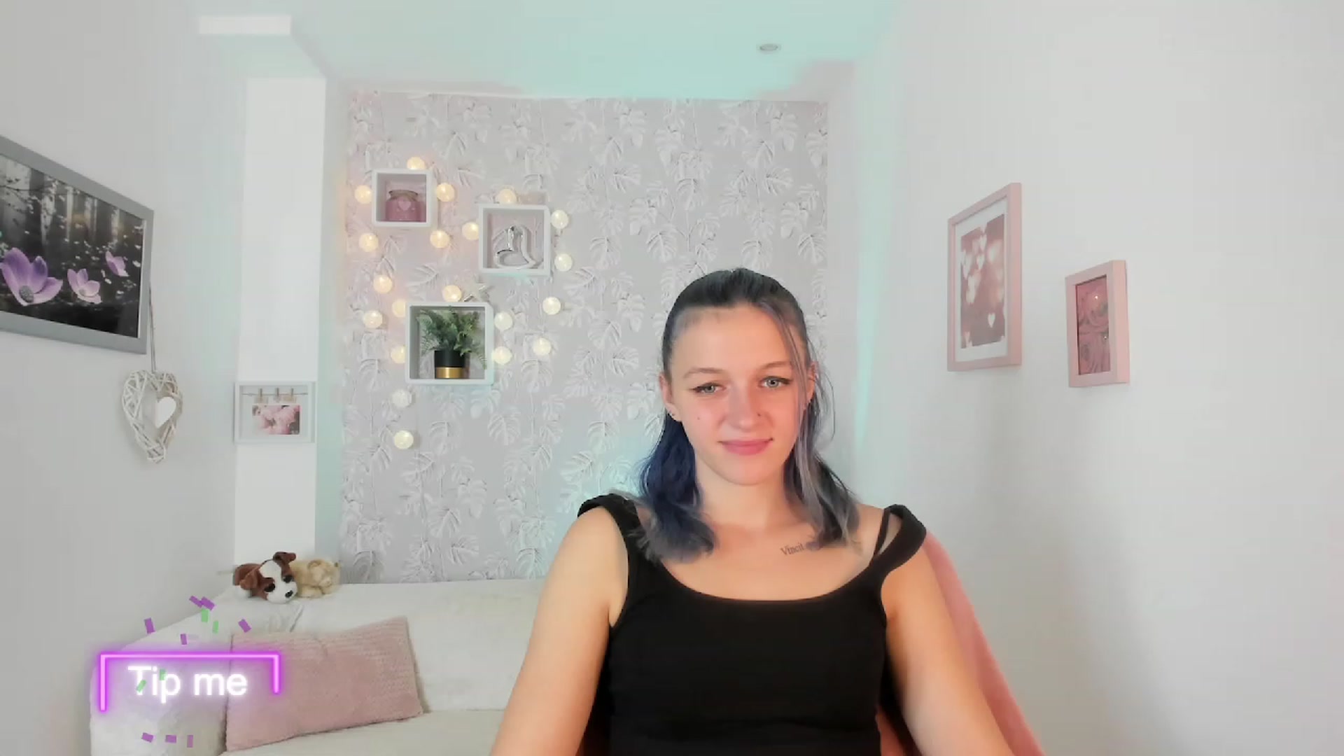 Gallery image thumbnail from Molly_Grey18's myfreecams stream on, 10/10/2023, 13:54 image 14 of 20