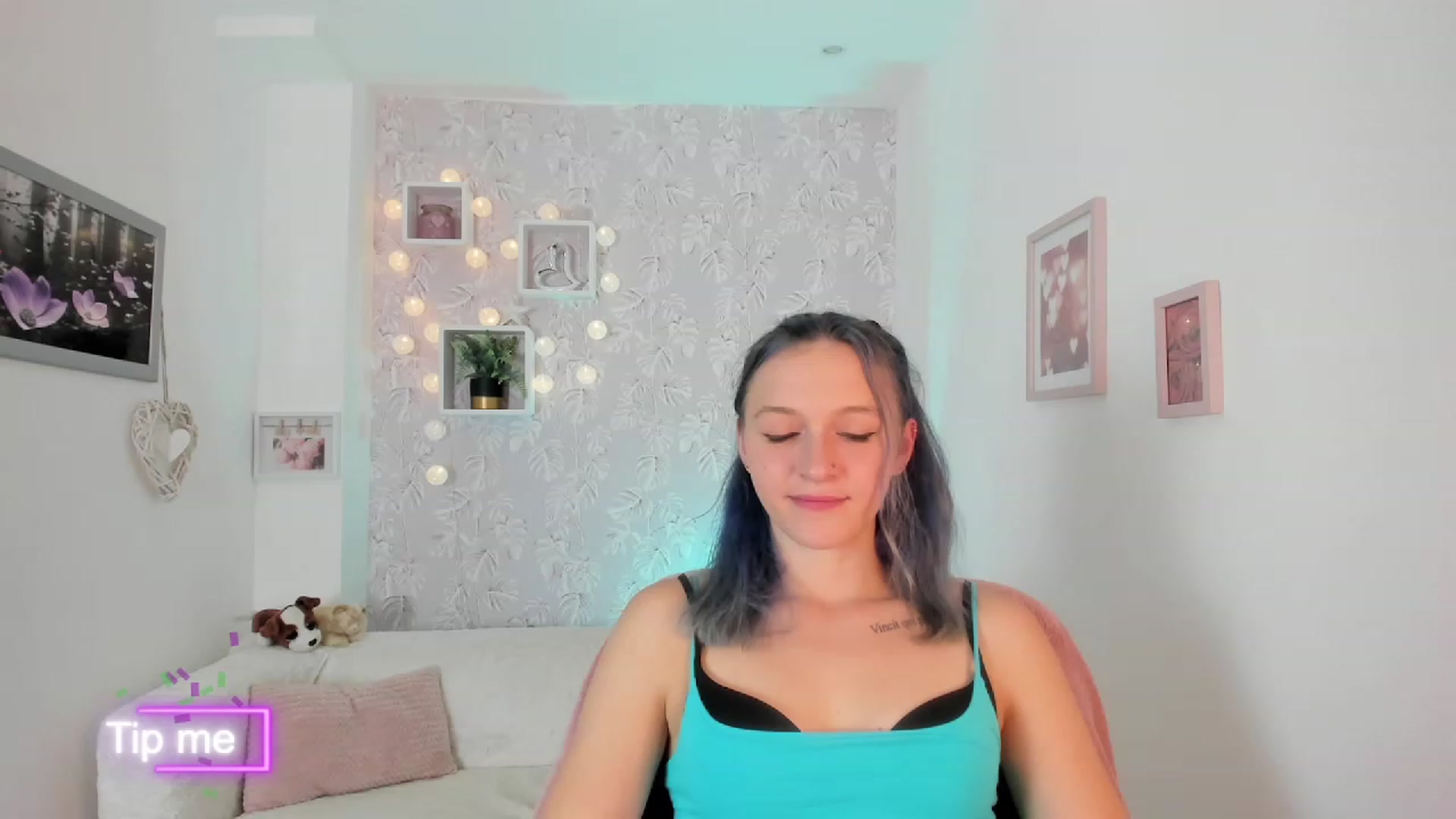 Gallery image thumbnail from Molly_Grey18's myfreecams stream on, 10/11/2023, 15:41 image 18 of 20