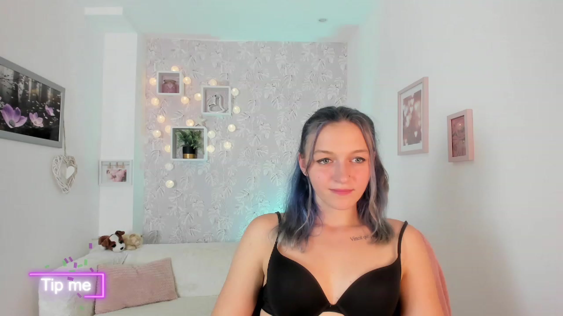 Gallery image thumbnail from Molly_Grey18's myfreecams stream on, 10/11/2023, 19:27 image 20 of 20