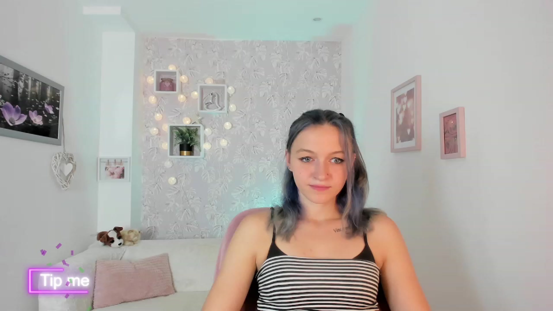 Gallery image thumbnail from Molly_Grey18's myfreecams stream on, 10/12/2023, 14:58 image 8 of 20