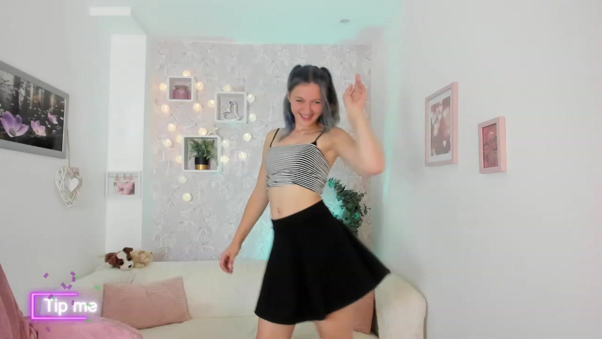 Gallery image thumbnail from Molly_Grey18's myfreecams stream on, 10/12/2023, 14:58 image 7 of 20