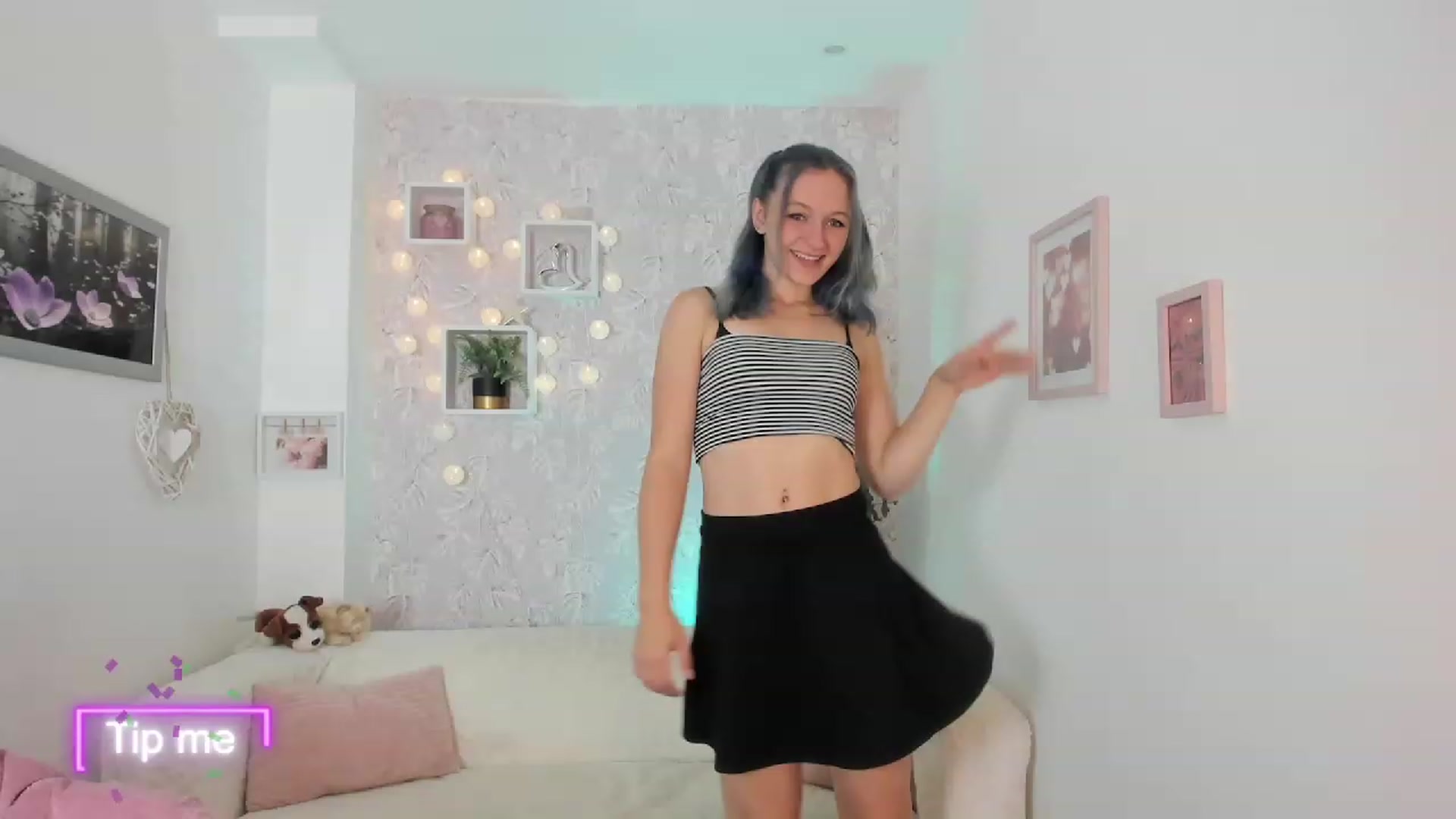 Gallery image thumbnail from Molly_Grey18's myfreecams stream on, 10/12/2023, 14:58 image 1 of 20