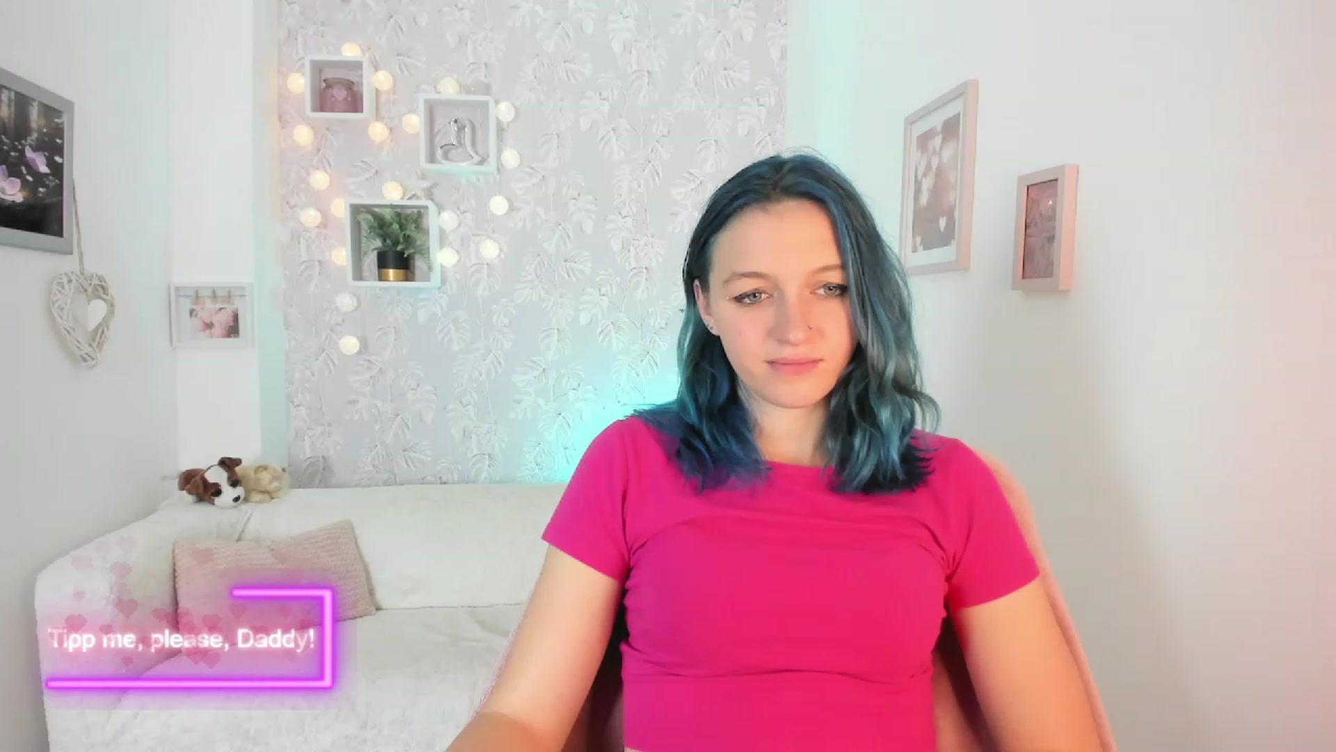 Gallery image thumbnail from Molly_Grey18's myfreecams stream on, 10/16/2023, 18:03 image 11 of 20