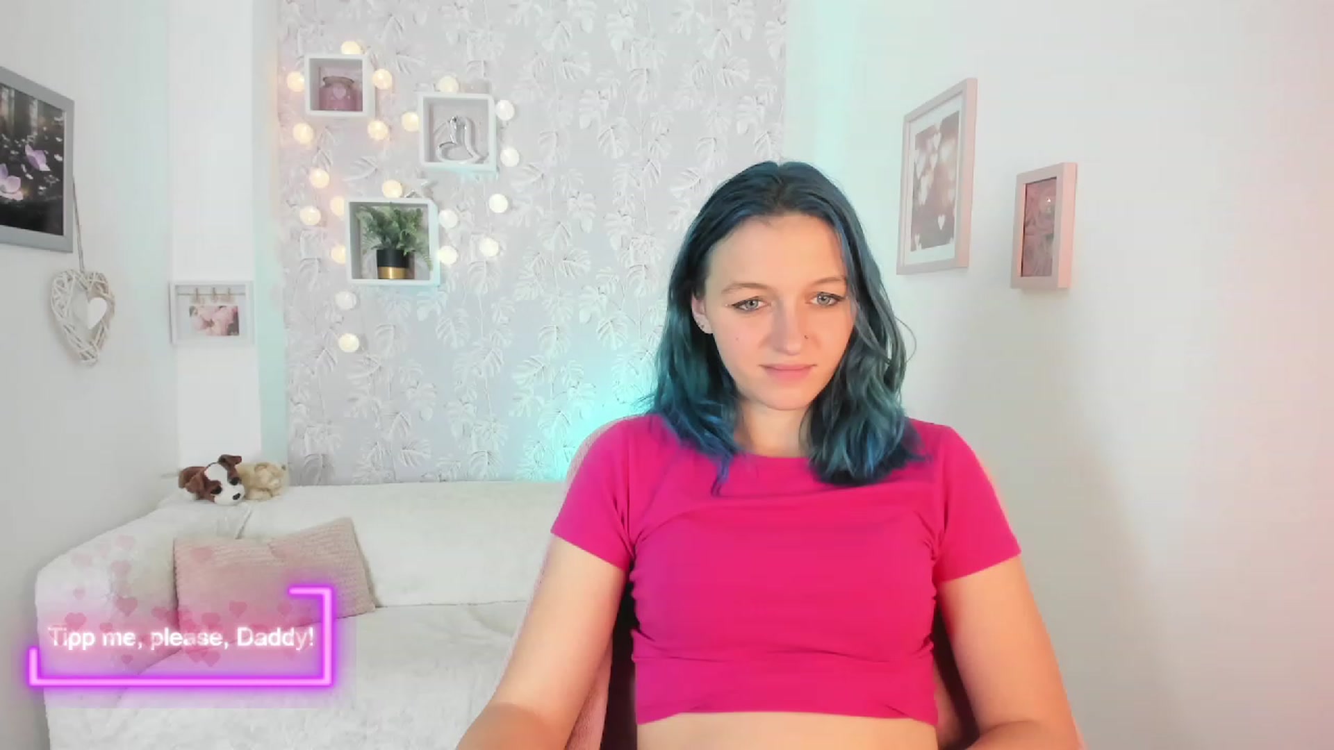 Gallery image thumbnail from Molly_Grey18's myfreecams stream on, 10/16/2023, 18:03 image 8 of 20
