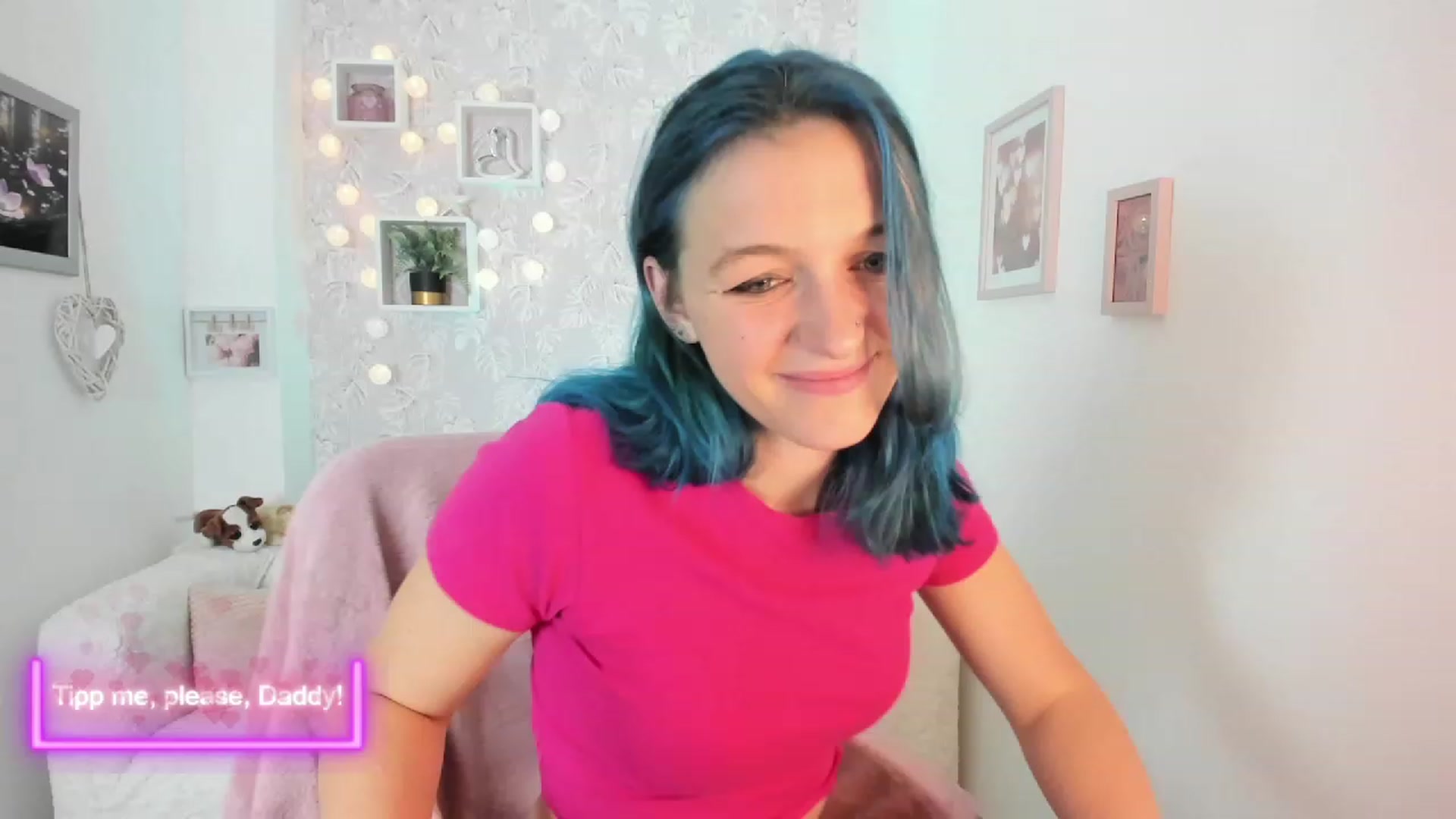Gallery image thumbnail from Molly_Grey18's myfreecams stream on, 10/16/2023, 18:03 image 5 of 20