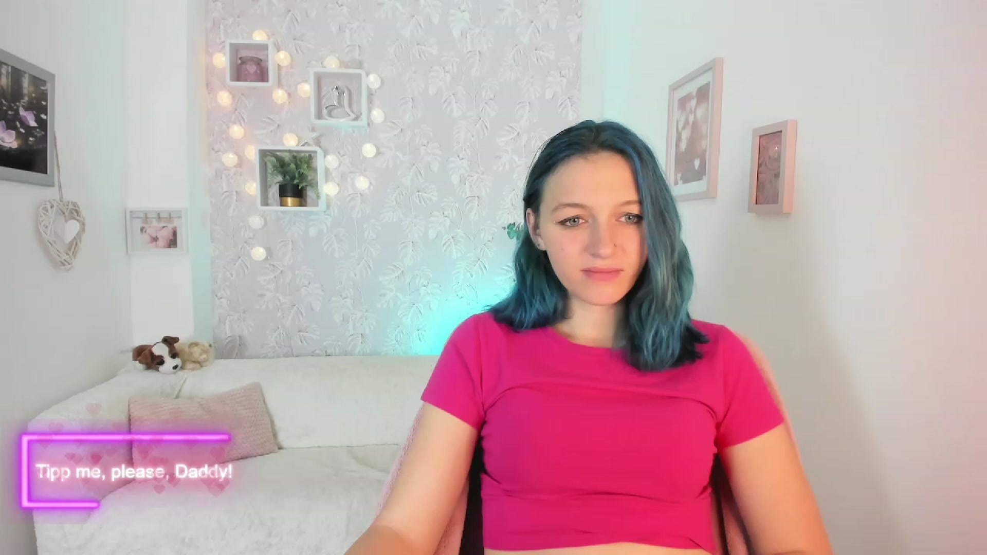 Gallery image thumbnail from Molly_Grey18's myfreecams stream on, 10/16/2023, 18:03 image 4 of 20