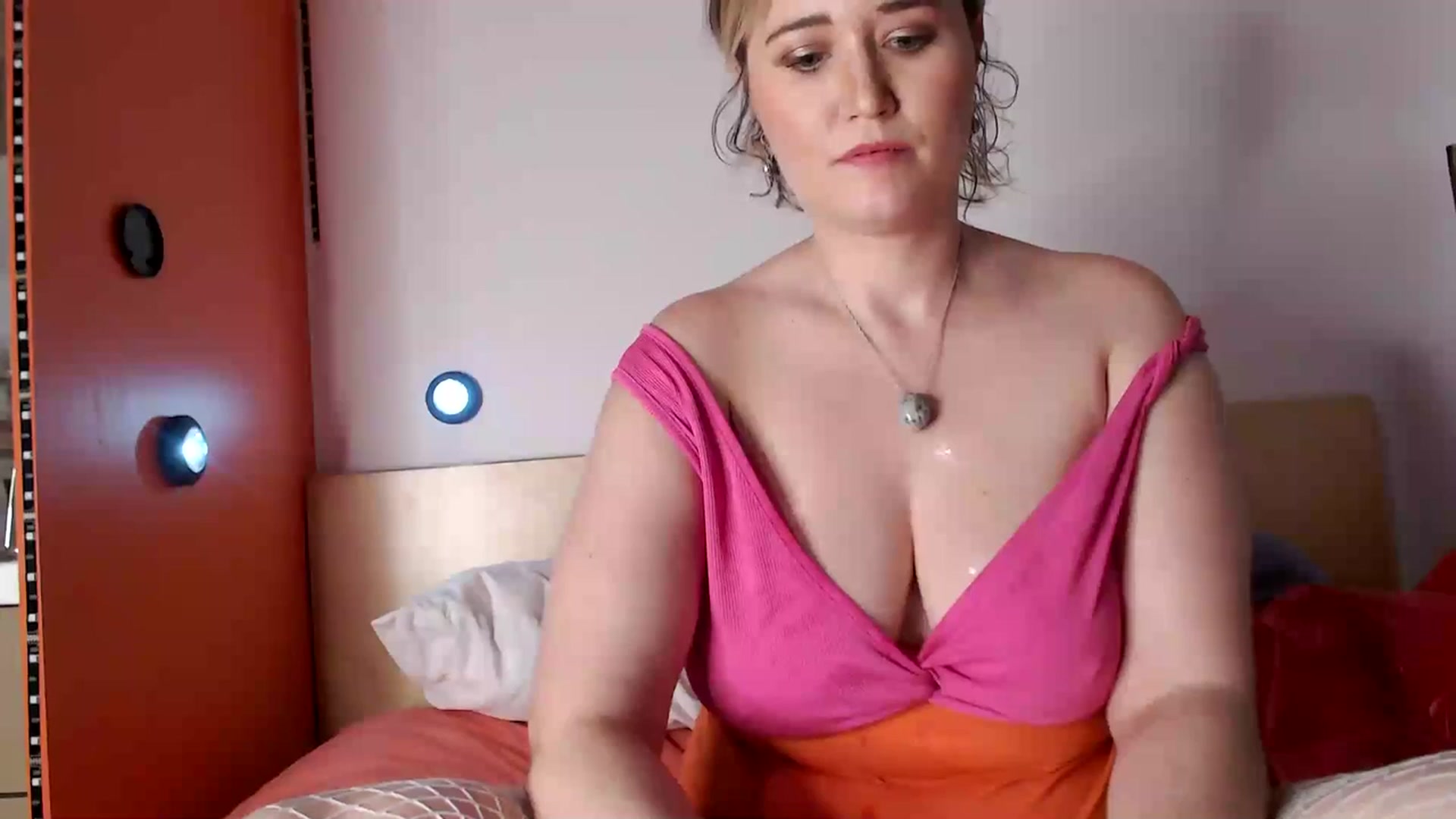 Gallery image thumbnail from Molly_Moans's myfreecams stream on, 06/09/2023, 11:34 image 8 of 20