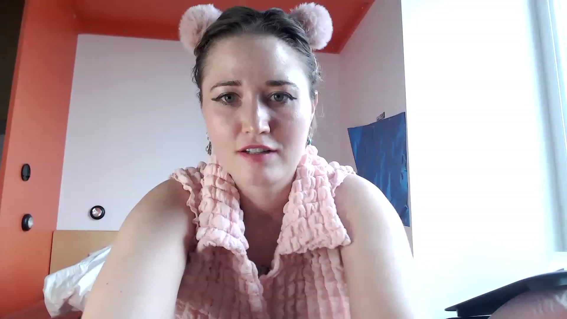 Gallery image thumbnail from Molly_Moans's myfreecams stream on, 06/17/2023, 21:54 image 18 of 20