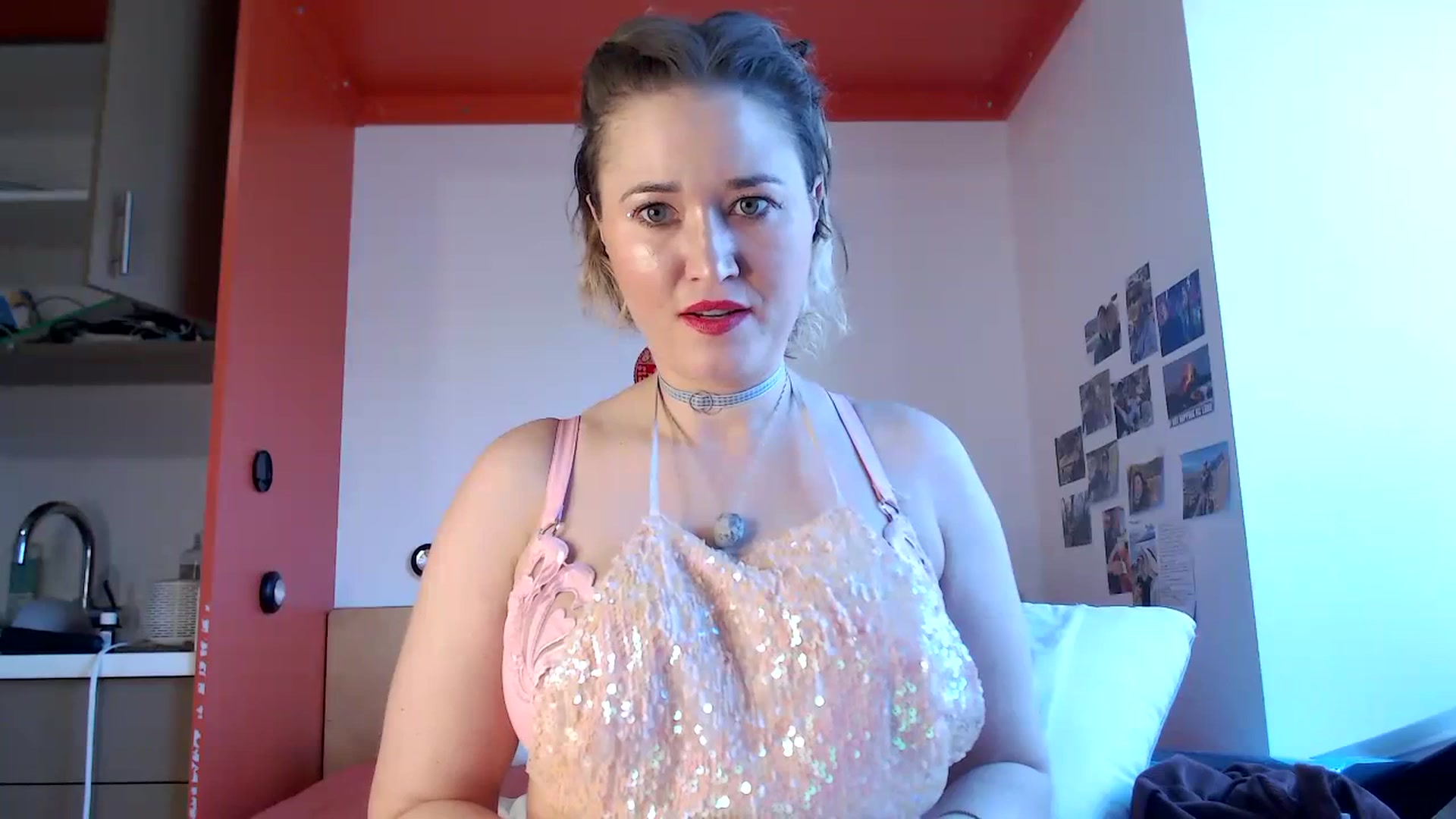 Gallery image thumbnail from Molly_Moans's myfreecams stream on, 06/24/2023, 21:24 image 1 of 20