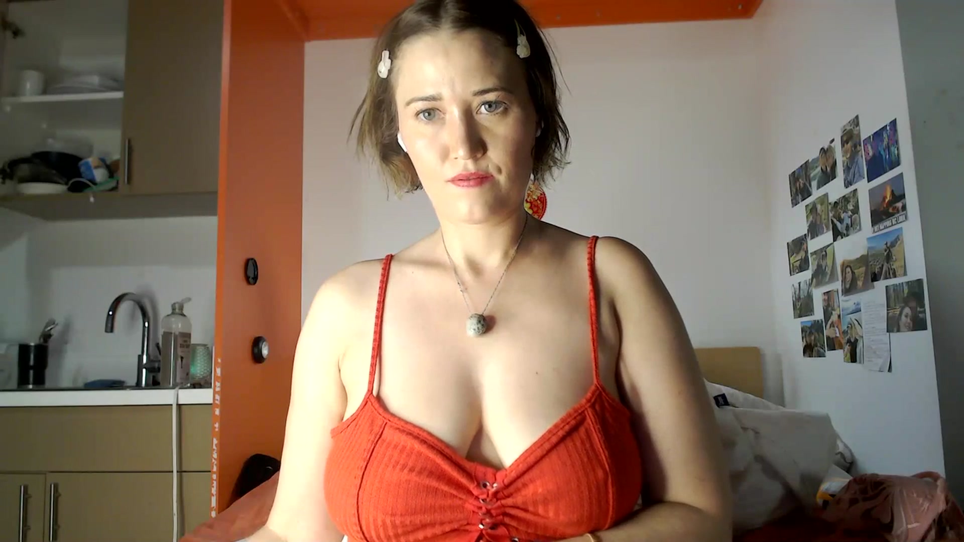 Gallery image thumbnail from Molly_Moans's myfreecams stream on, 07/18/2023, 12:01 image 18 of 20
