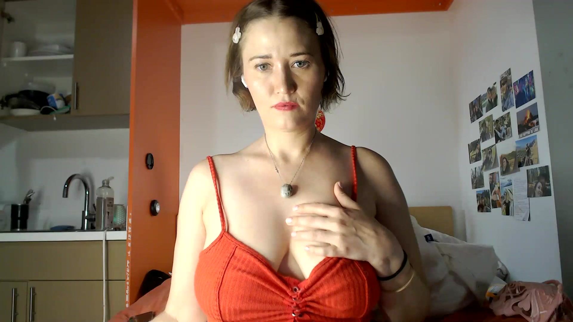 Gallery image thumbnail from Molly_Moans's myfreecams stream on, 07/18/2023, 12:01 image 9 of 20