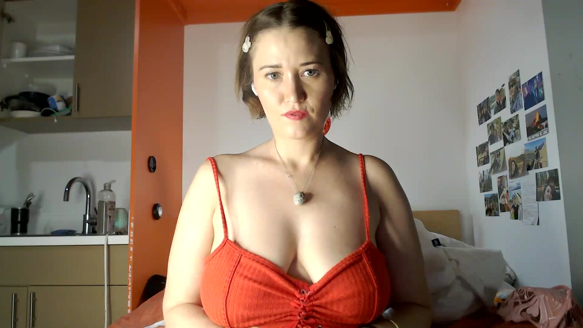 Gallery image thumbnail from Molly_Moans's myfreecams stream on, 07/18/2023, 12:01 image 15 of 20