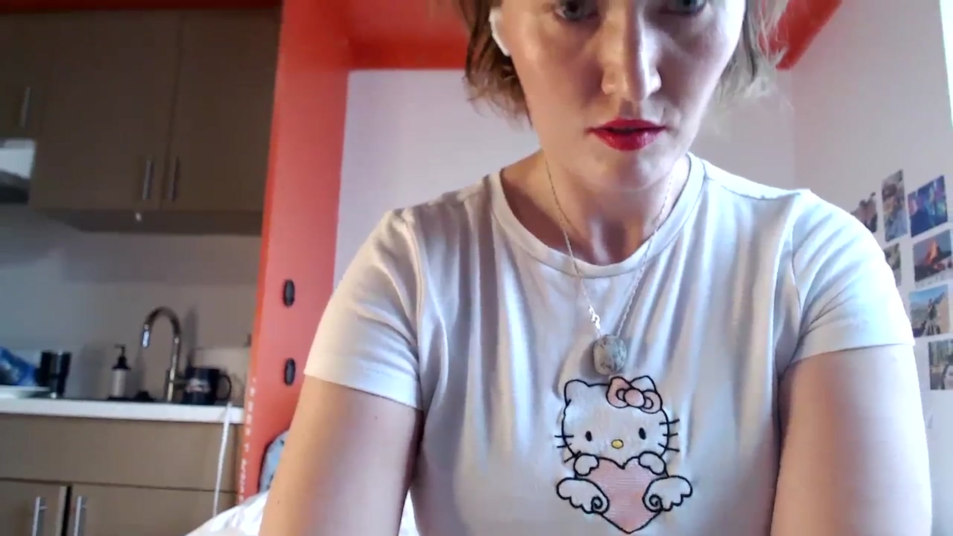 Gallery image thumbnail from Molly_Moans's myfreecams stream on, 08/22/2023, 24:07 image 9 of 20