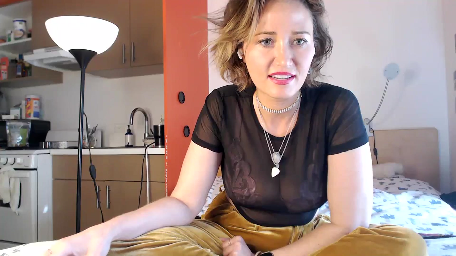 Gallery image thumbnail from Molly_Moans's myfreecams stream on, 11/01/2023, 19:08 image 19 of 20