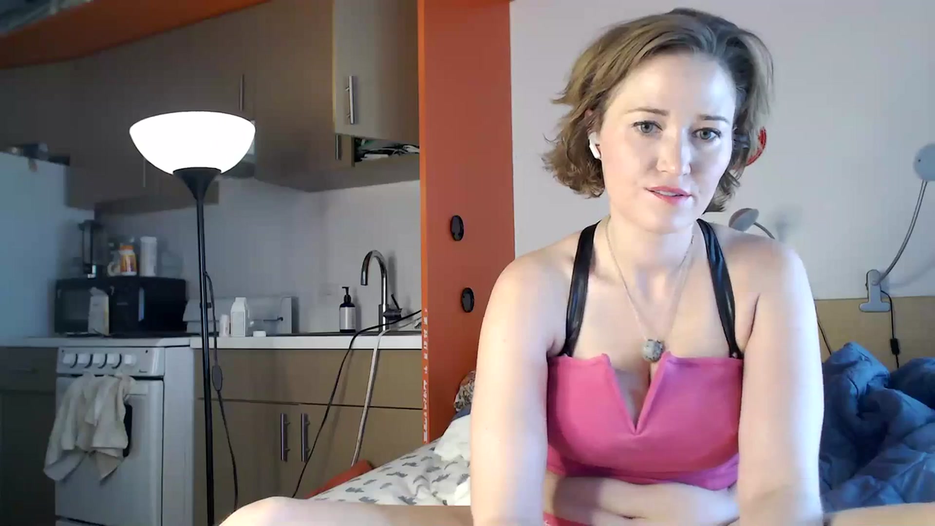 Gallery image thumbnail from Molly_Moans's myfreecams stream on, 11/07/2023, 21:38 image 12 of 20
