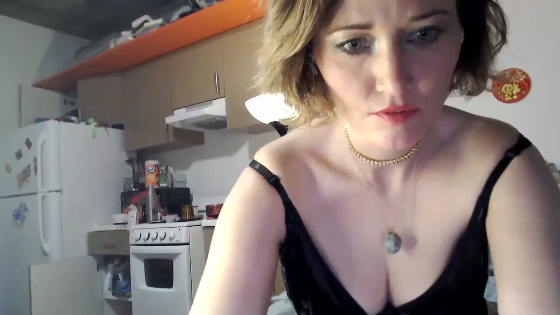 Gallery image thumbnail from Molly_Moans's myfreecams stream on, 11/29/2023, 03:47 image 7 of 20