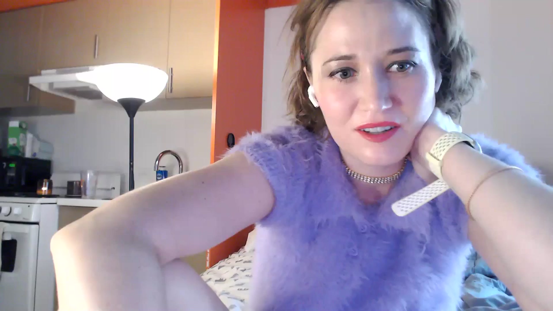 Gallery image thumbnail from Molly_Moans's myfreecams stream on, 12/13/2023, 23:29 image 18 of 20
