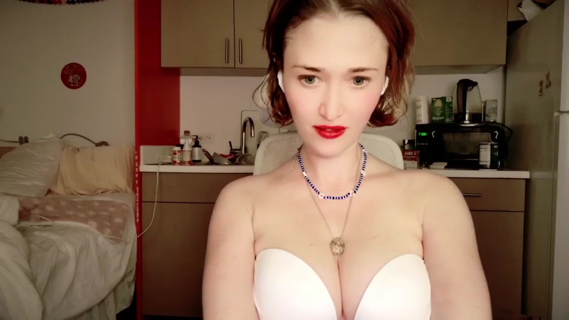 Gallery image thumbnail from Molly_Moans's myfreecams stream on, 03/15/2024, 03:11 image 6 of 20