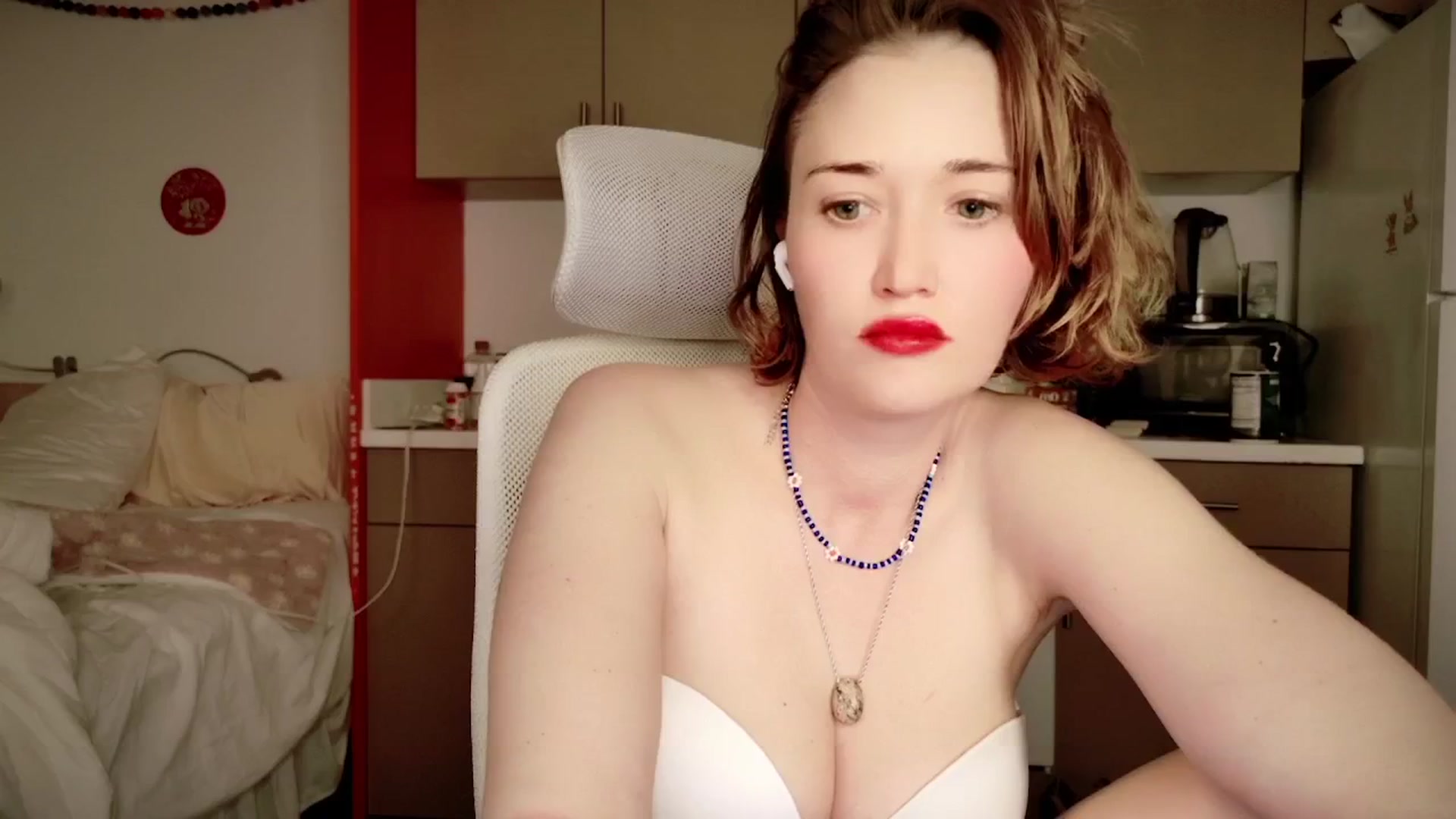 Gallery image thumbnail from Molly_Moans's myfreecams stream on, 03/15/2024, 03:11 image 12 of 20