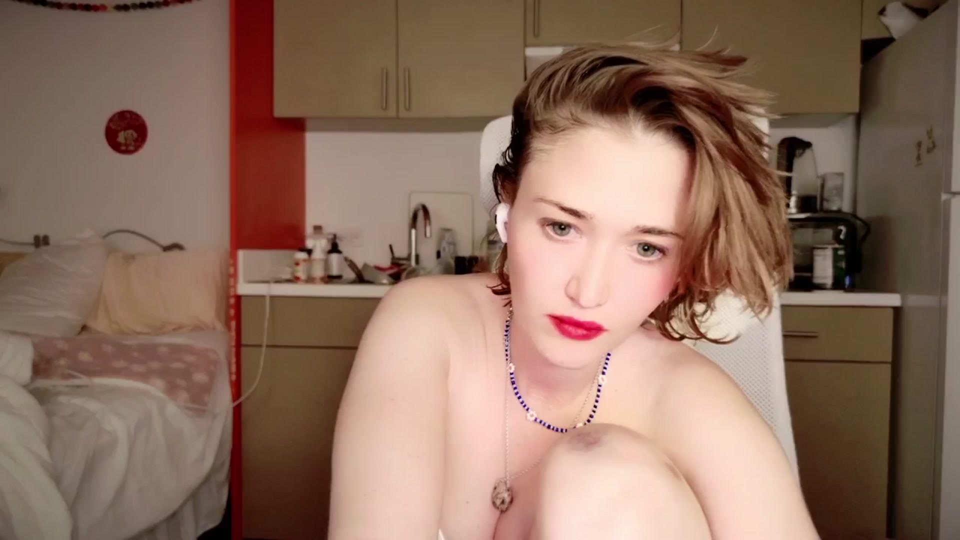 Gallery image thumbnail from Molly_Moans's myfreecams stream on, 03/15/2024, 03:11 image 19 of 20