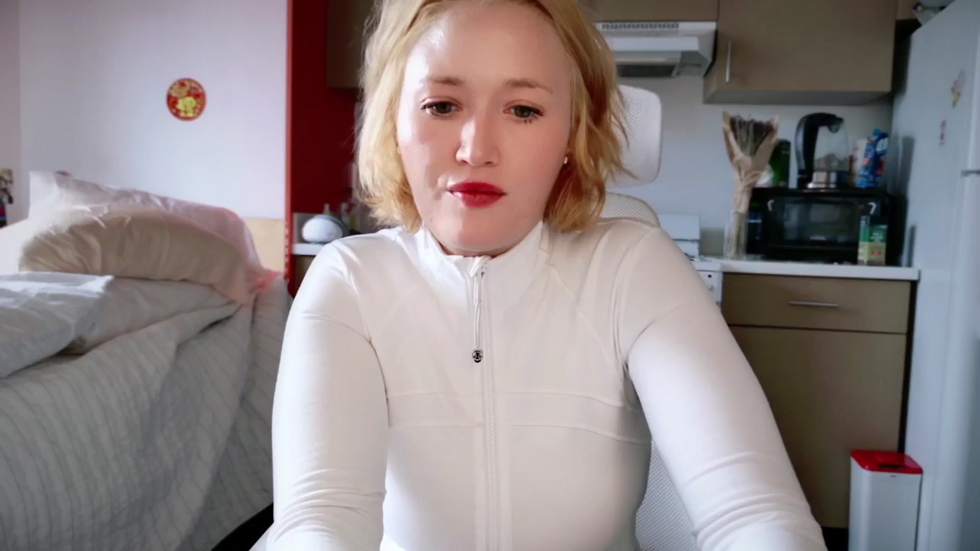 Gallery image thumbnail from Molly_Moans's myfreecams stream on, 04/24/2024, 17:42 image 11 of 20