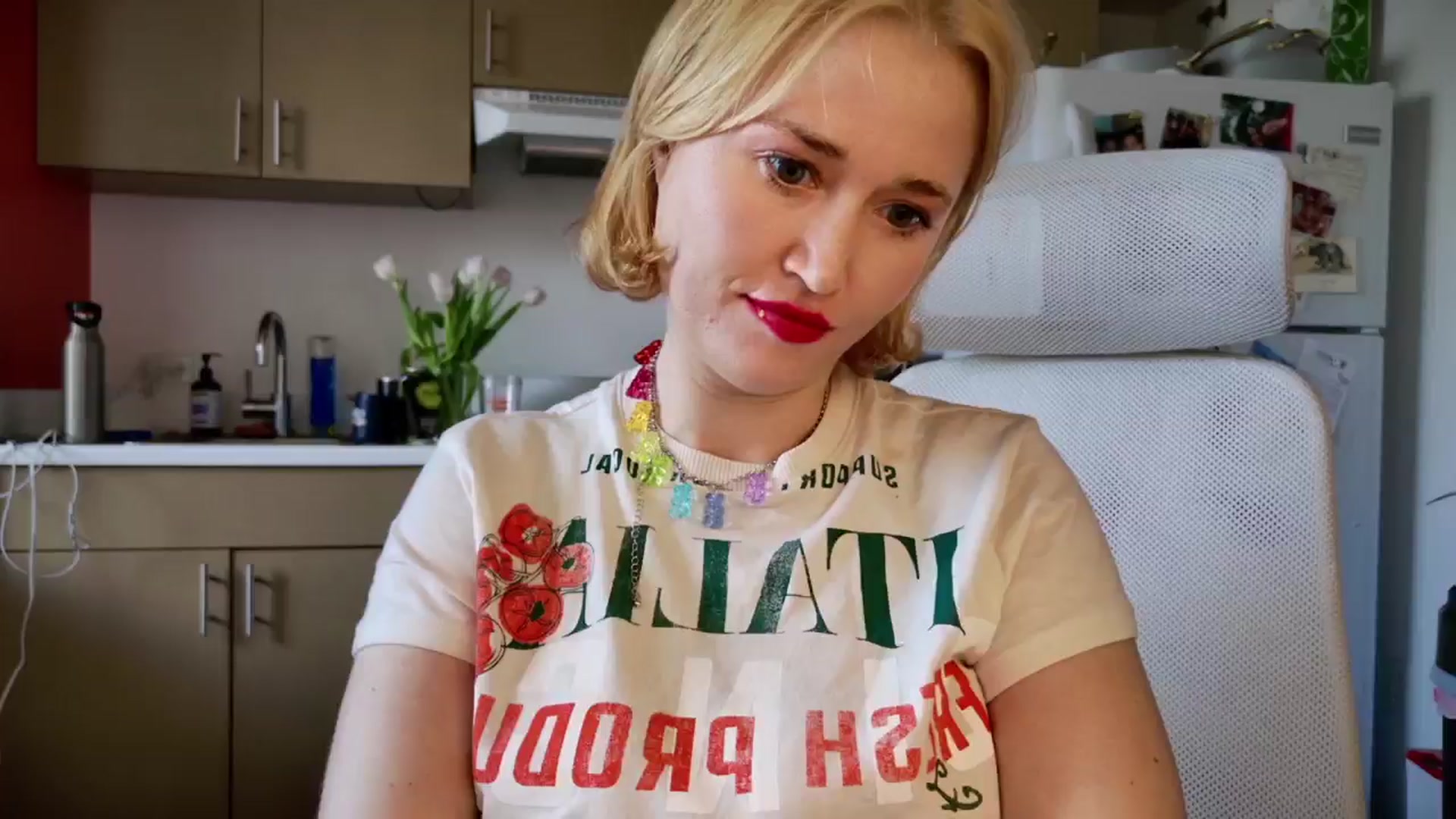 Gallery image thumbnail from Molly_Moans's myfreecams stream on, 05/13/2024, 22:42 image 7 of 20