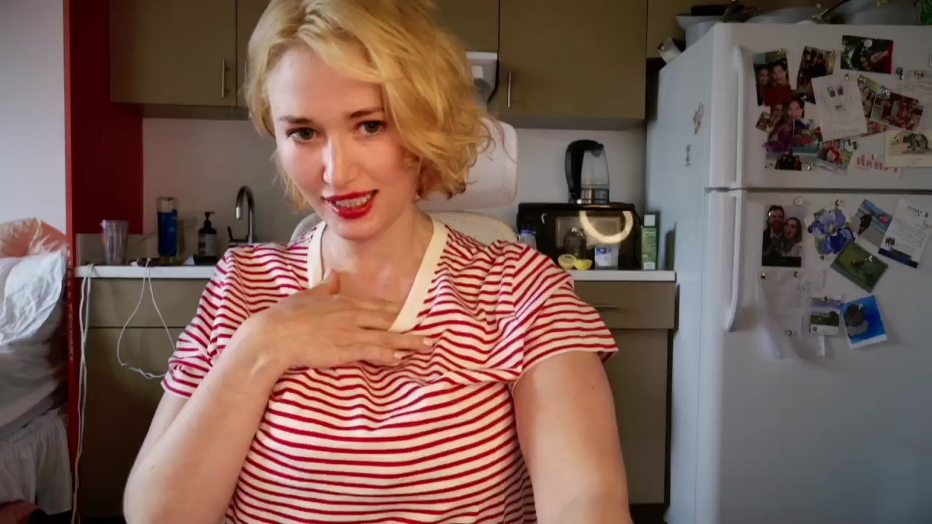Gallery image thumbnail from Molly_Moans's myfreecams stream on, 05/15/2024, 23:24 image 3 of 20