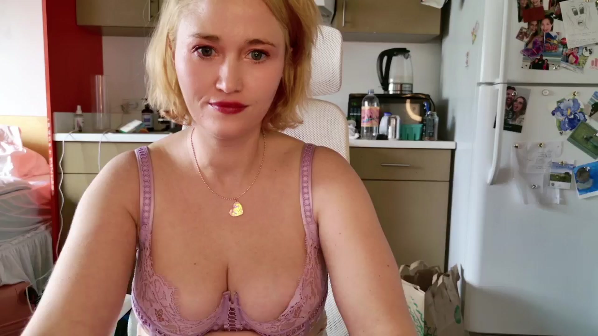 Gallery image thumbnail from Molly_Moans's myfreecams stream on, 05/18/2024, 22:57 image 11 of 20