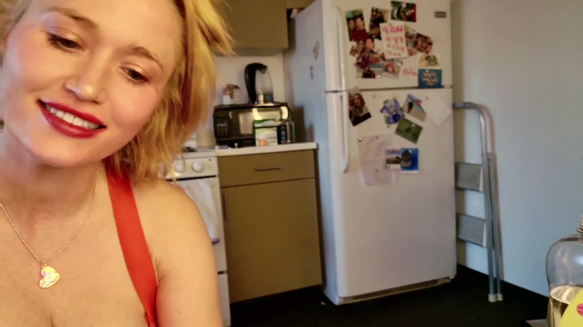 Gallery image thumbnail from Molly_Moans's myfreecams stream on, 05/22/2024, 03:02 image 9 of 20