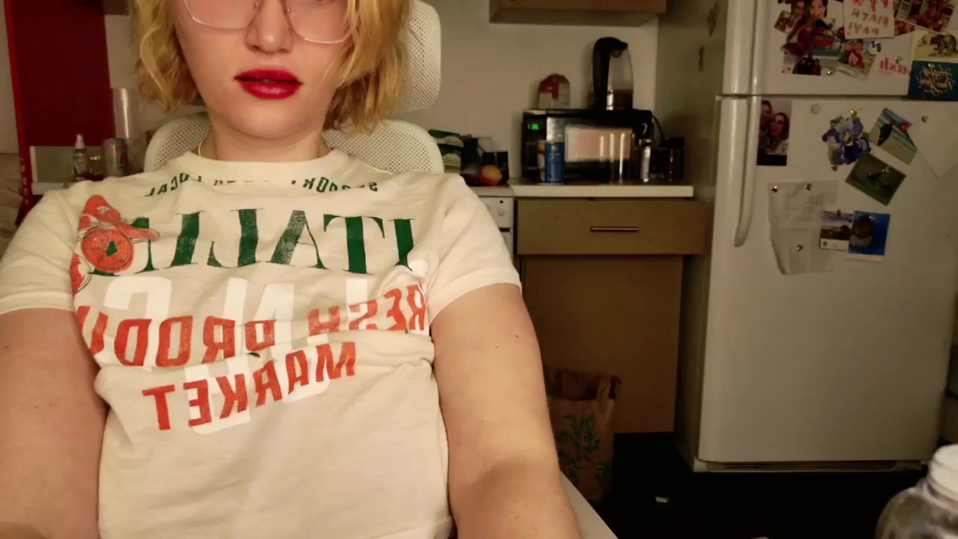 Gallery image thumbnail from Molly_Moans's myfreecams stream on, 05/23/2024, 11:50 image 17 of 20