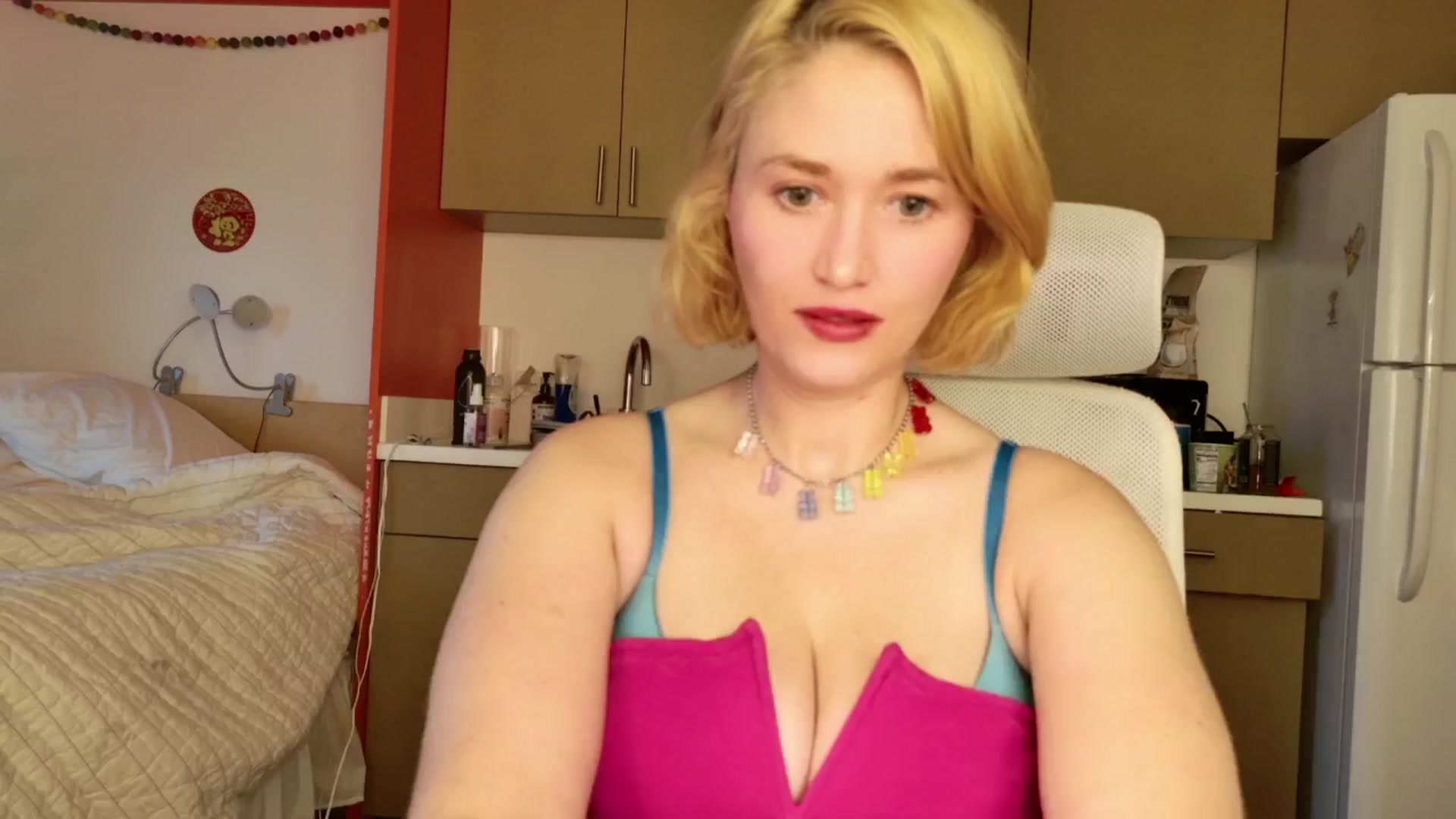 Gallery image thumbnail from Molly_Moans's myfreecams stream on, 06/05/2024, 13:17 image 1 of 20
