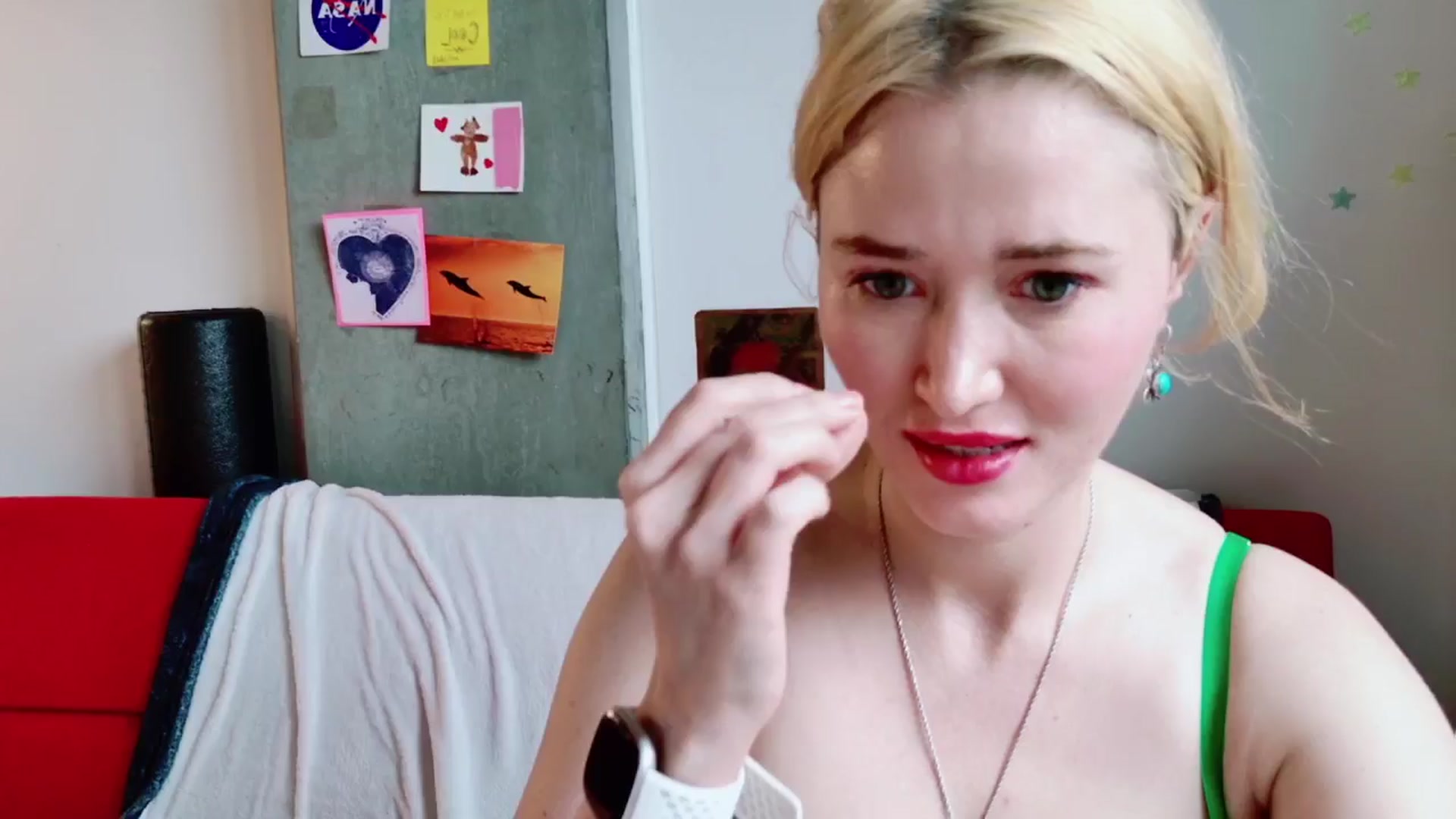 Gallery image thumbnail from Molly_Moans's myfreecams stream on, 06/13/2024, 16:27 image 14 of 20