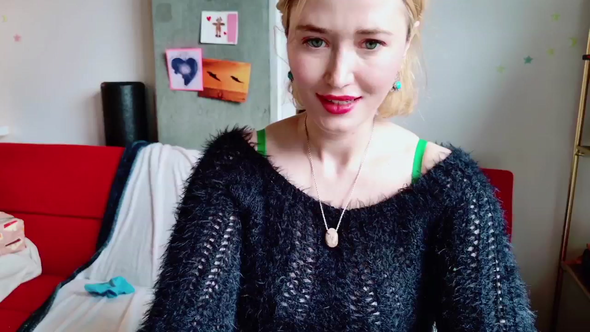Gallery image thumbnail from Molly_Moans's myfreecams stream on, 06/13/2024, 17:33 image 9 of 20