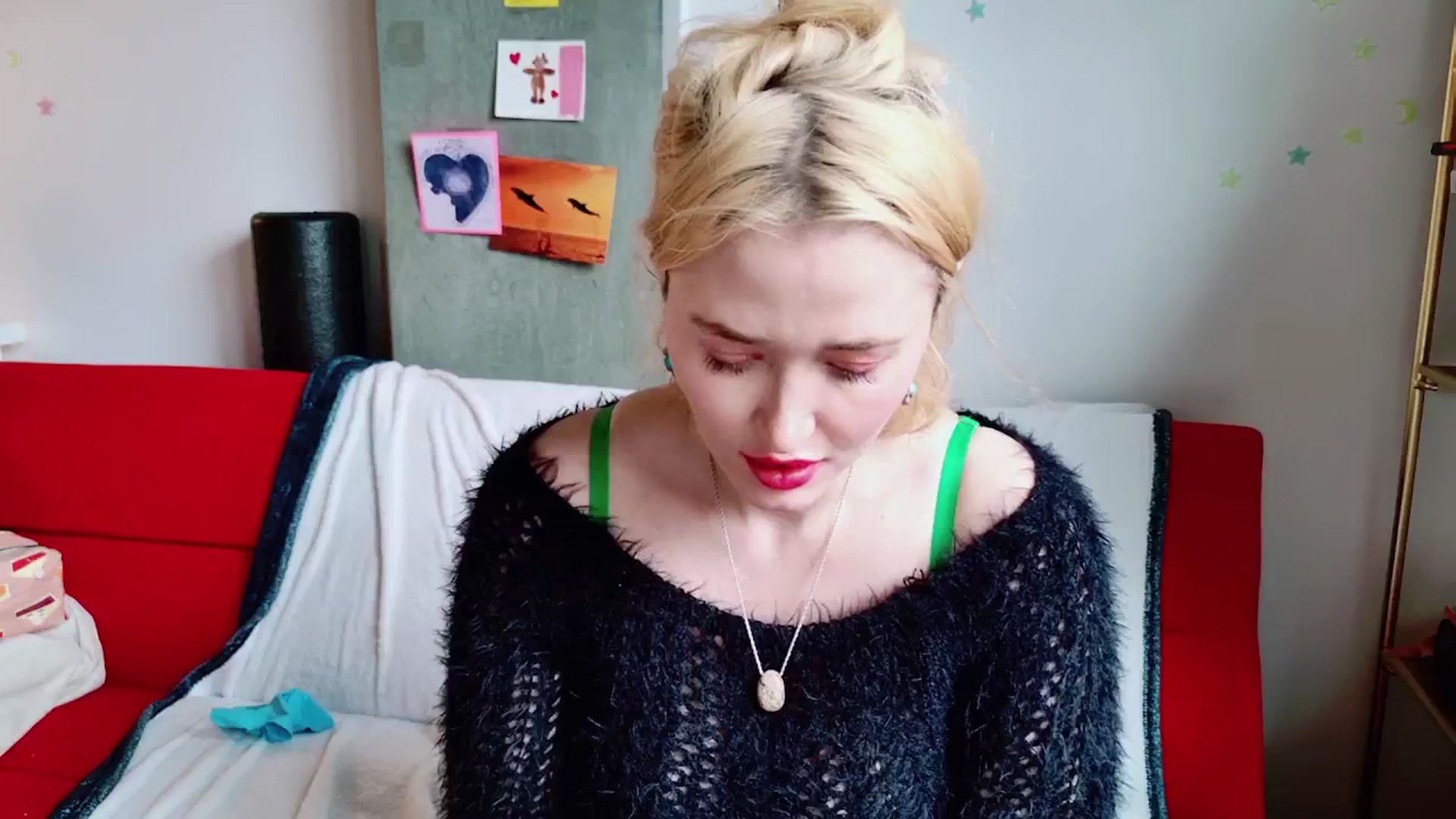 Gallery image thumbnail from Molly_Moans's myfreecams stream on, 06/13/2024, 17:33 image 7 of 20