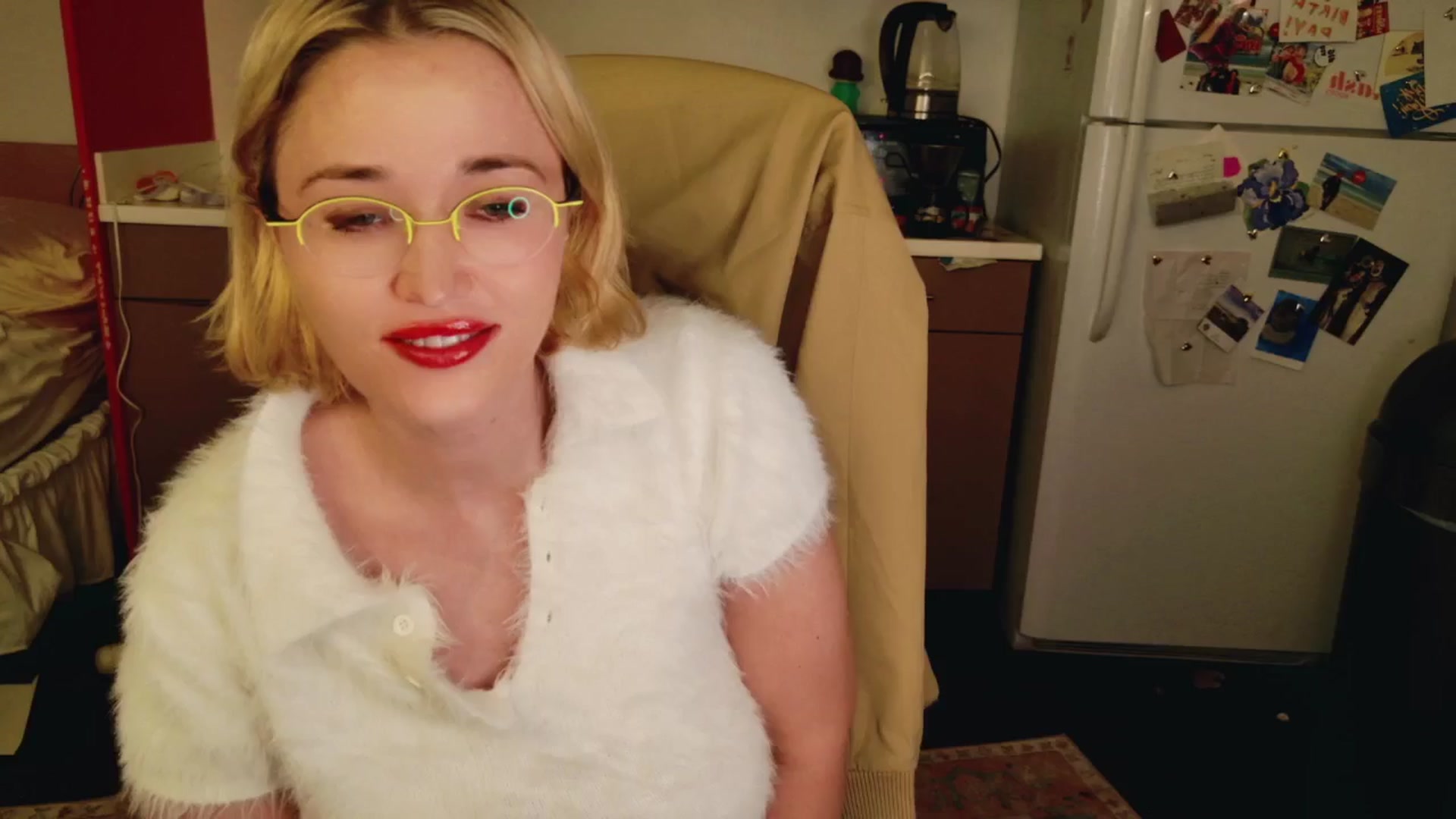 Gallery image thumbnail from Molly_Moans's myfreecams stream on, 09/20/2024, 13:51 image 12 of 20